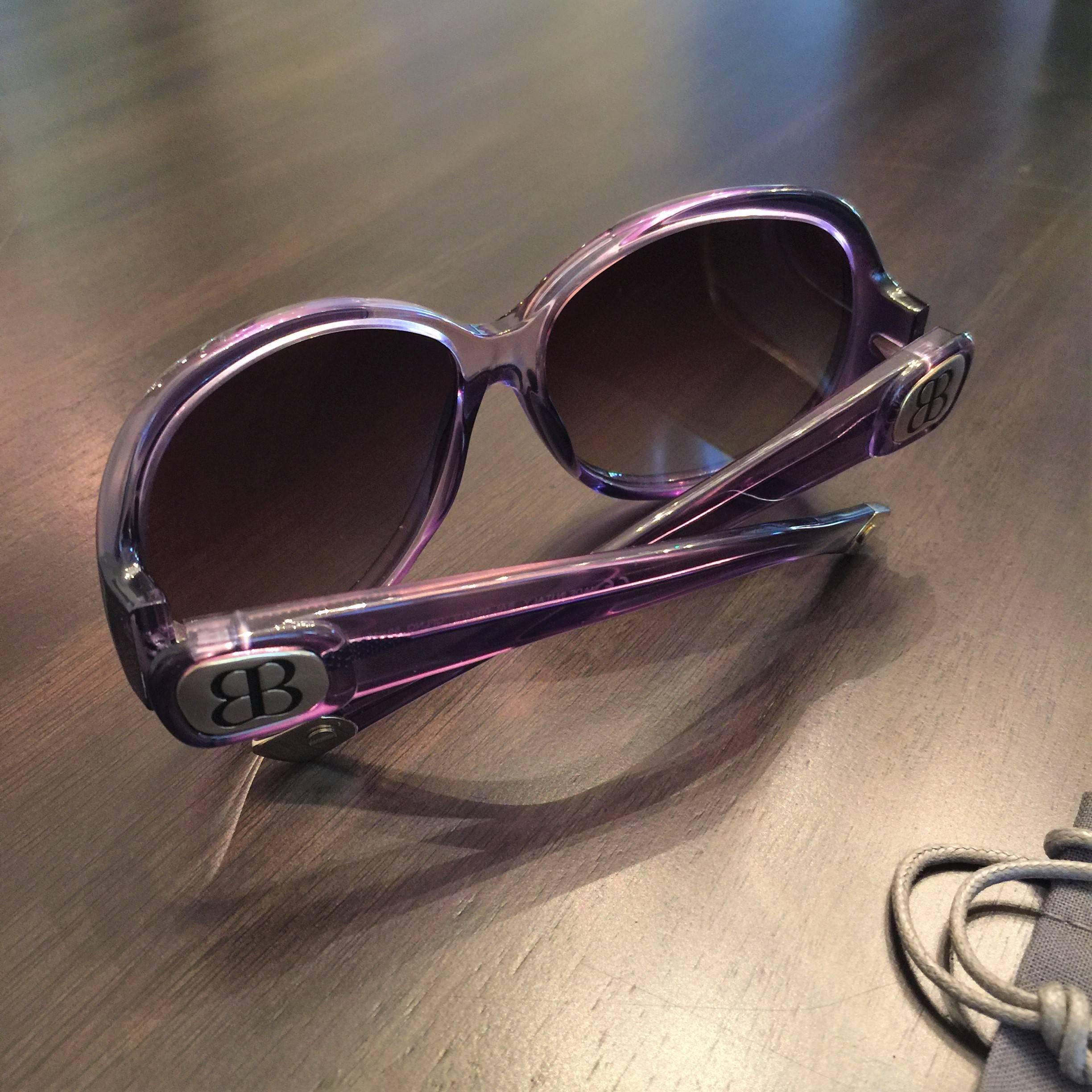 New Balenciaga Purple Reflective Sunglasses With Case In New Condition In Leesburg, VA