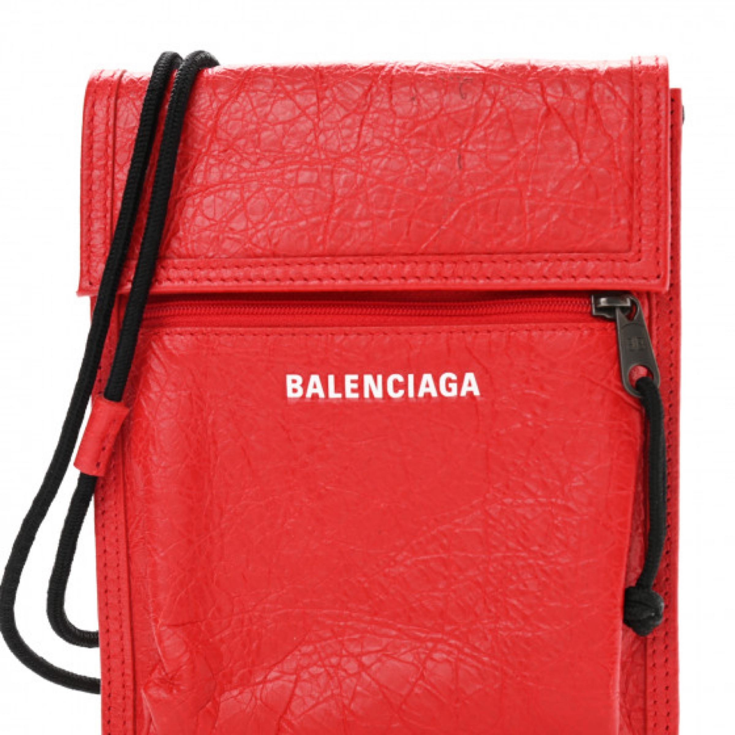 NEW Balenciaga Red Explorer Cracked Leather Pouch Crossbody Bag For Sale 5