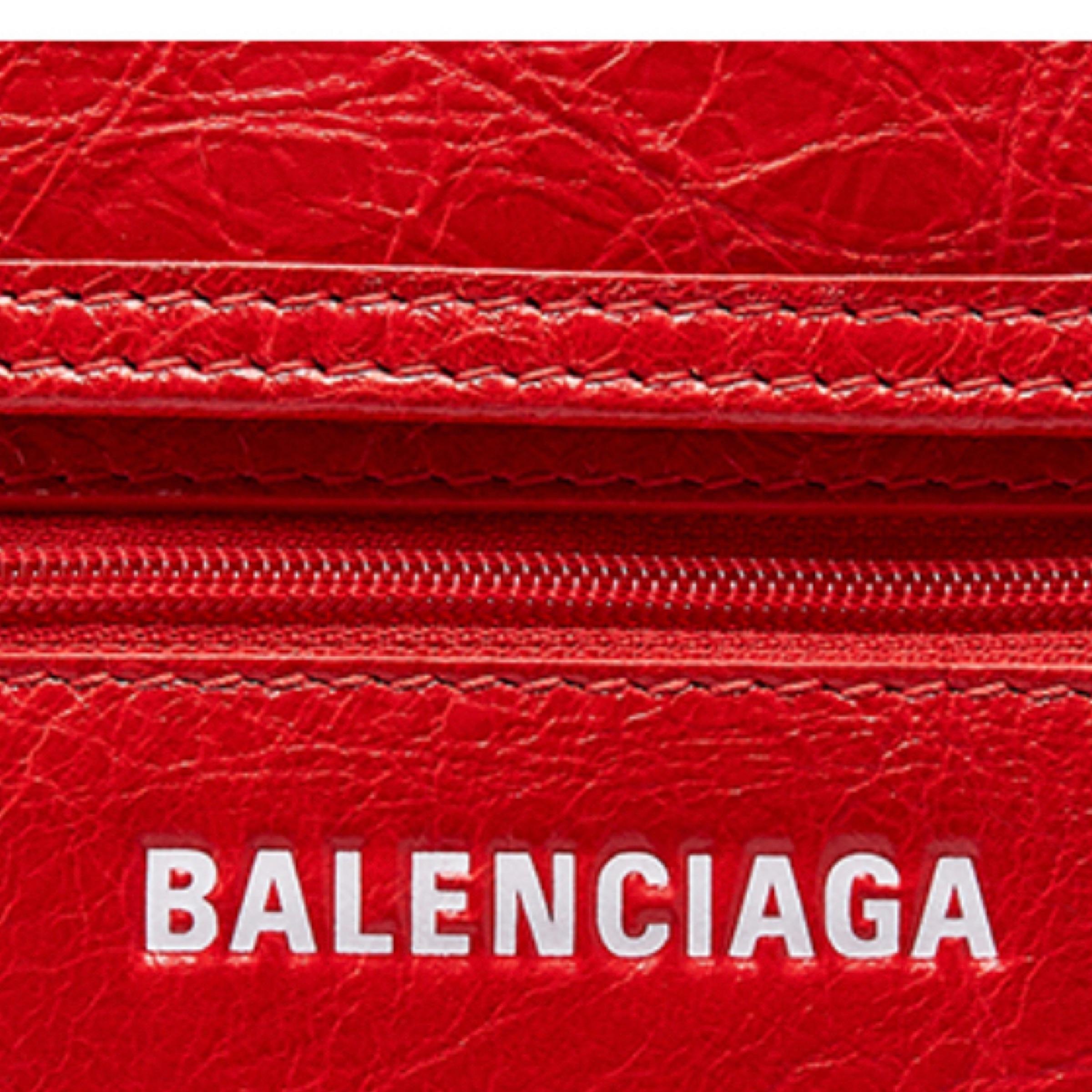 NEW Balenciaga Red Explorer Cracked Leather Pouch Crossbody Bag For Sale 10