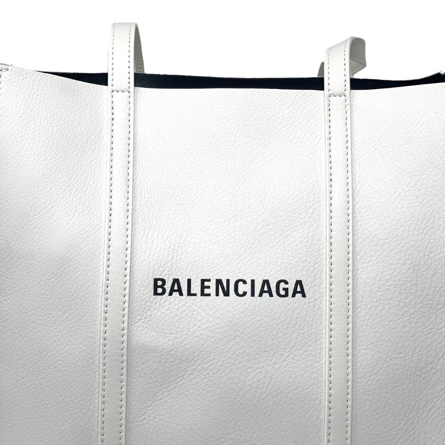 NEW Balenciaga White Everyday XS Tote Shoulder Bag For Sale 13
