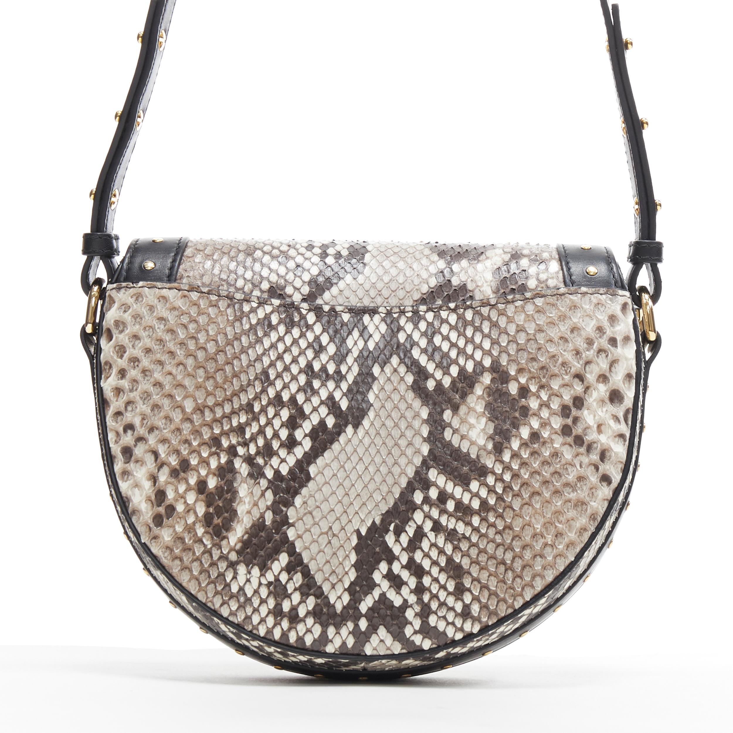 nuova borsa a tracolla BALMAIN 44-18 in pelle scamosciata marrone con borchie dorate 1