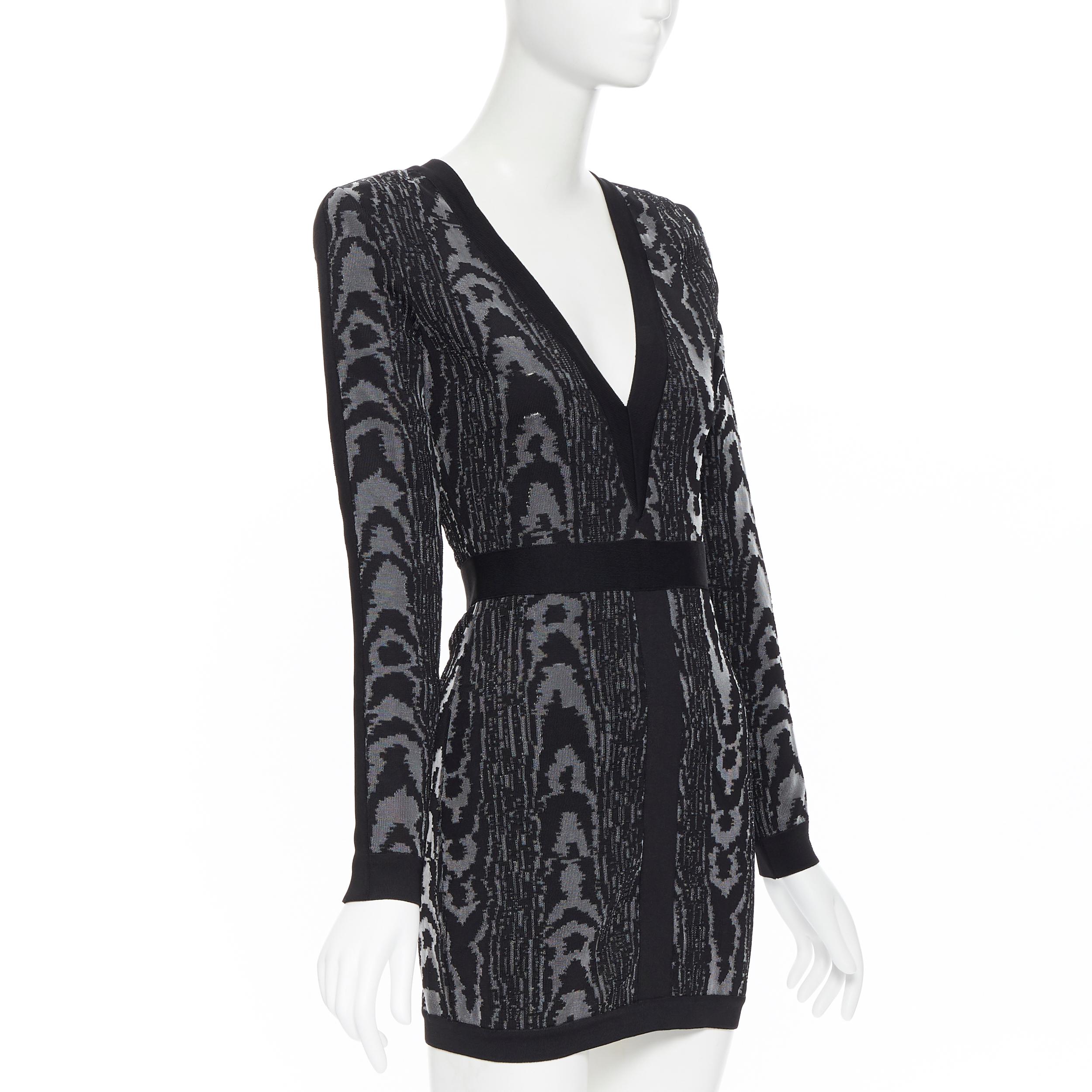 new BALMAIN black abstract jacquard V-neck shoulder padded bodycon dress FR36 XS In New Condition In Hong Kong, NT