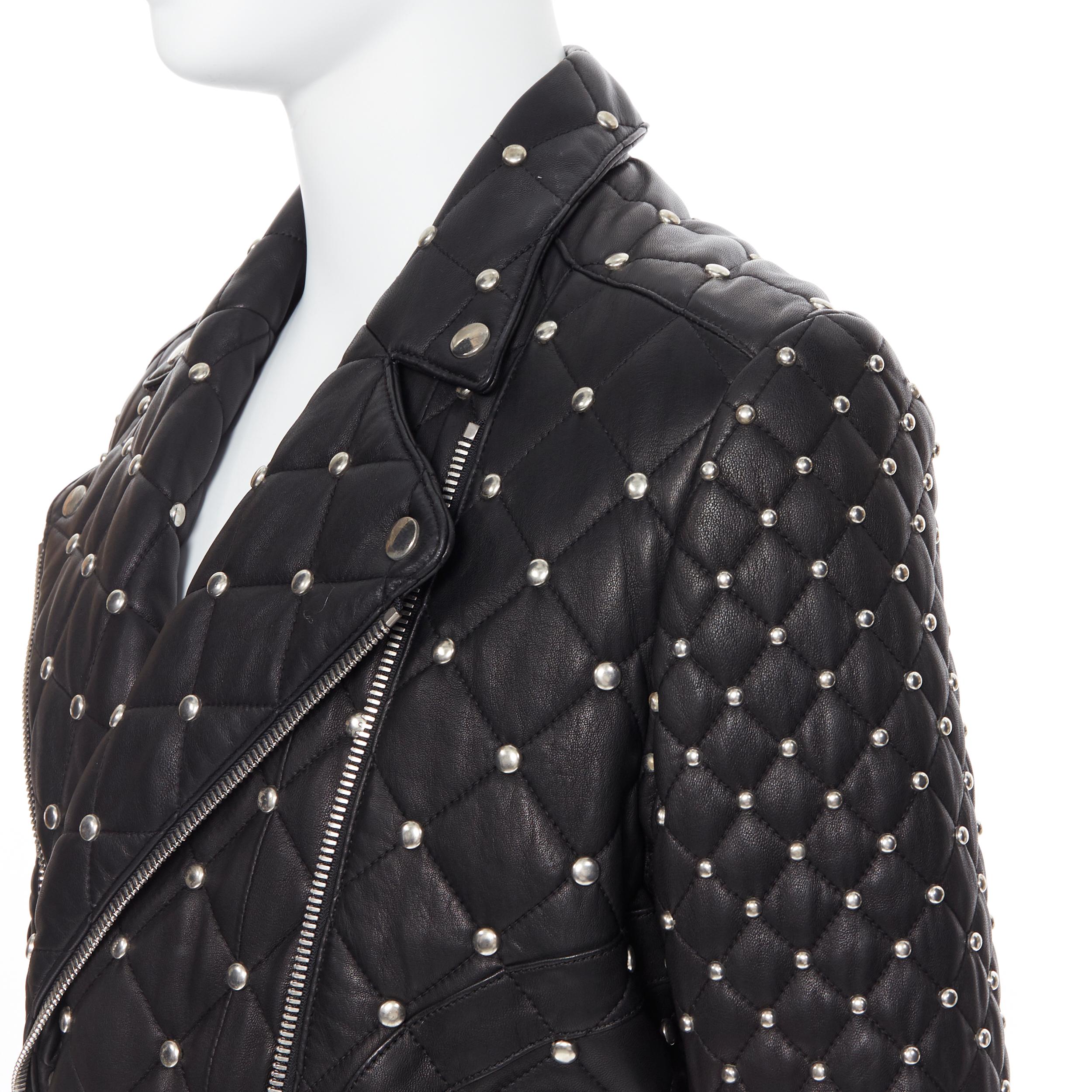 new BALMAIN black lambskin silver studded diamond quilted biker jacket EU48 M 
Reference: TGAS/A05407 
Brand: Balmain 
Designer: Olivier Rousteing 
Material: Leather 
Color: Black 
Pattern: Solid 
Closure: Zip 
Extra Detail: BALMAIN style code: