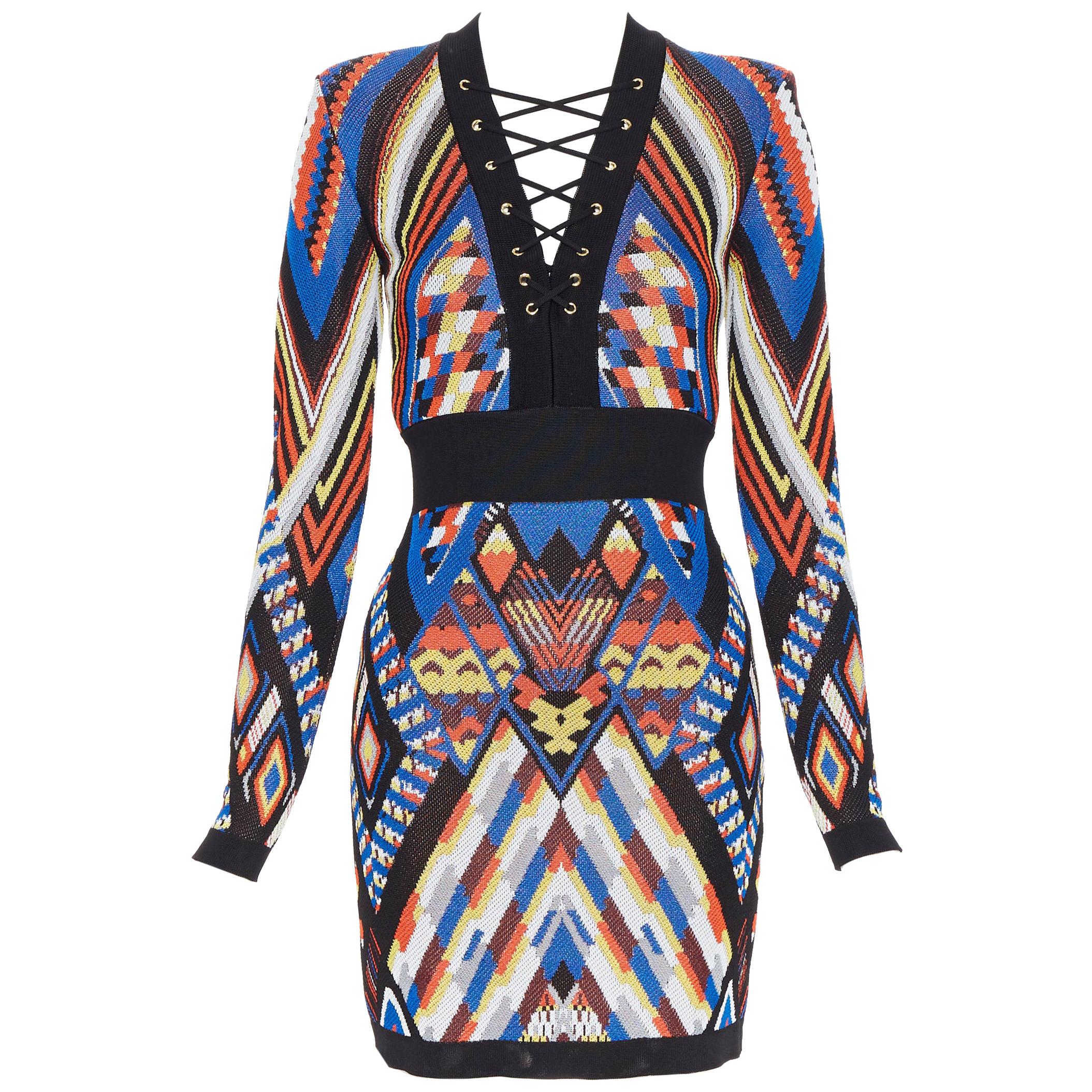 new BALMAIN Runway ethnic tribal knitted lace V-neck bodycon mini dress FR38 M For Sale
