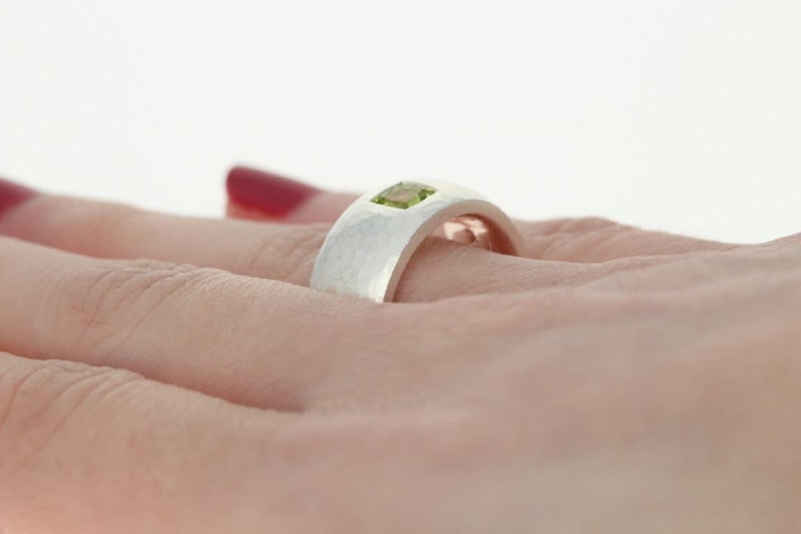 For Sale:  New Bastian Inverun Peridot Ring Hammered Sterling Silver Statement 2