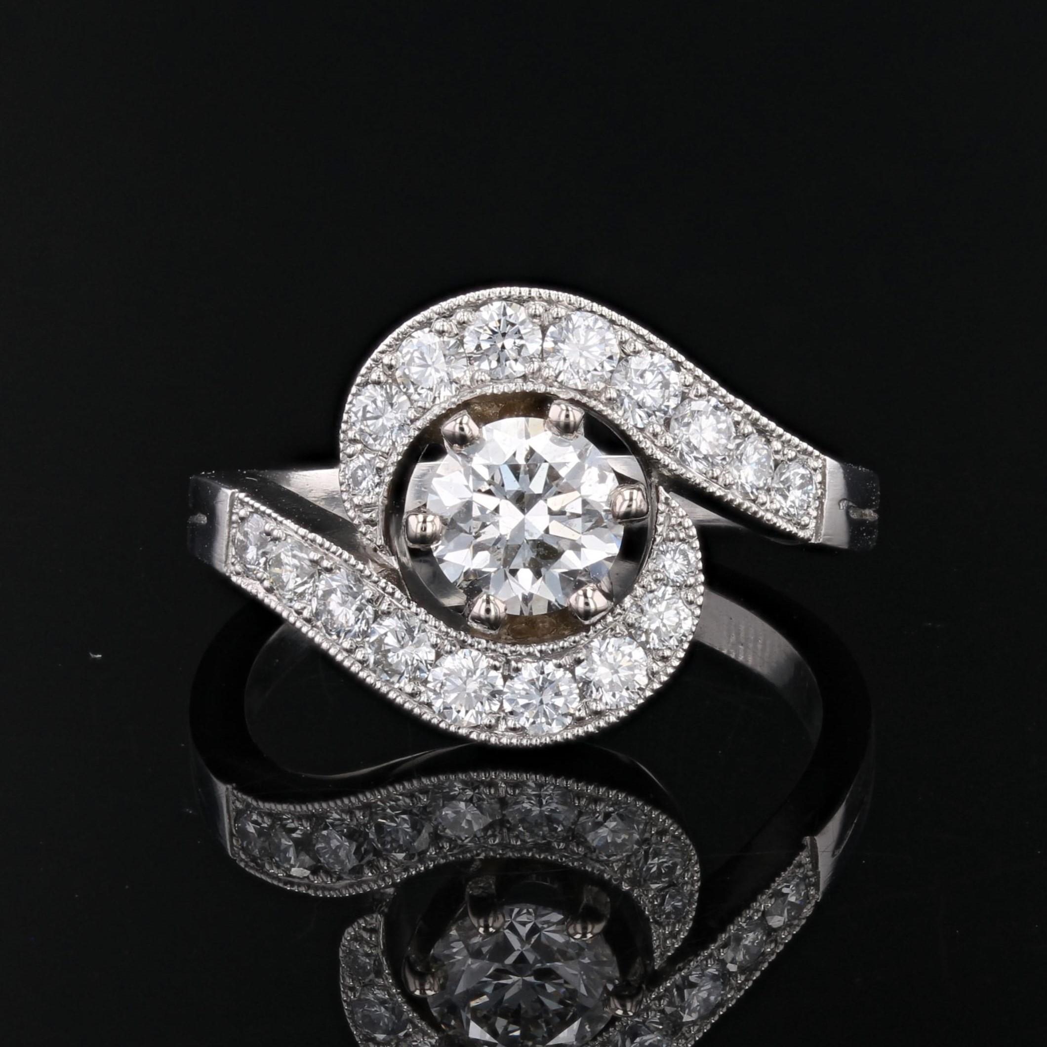 New Belle Epoque Spirit Diamonds 18 Karat White Gold Platinum Swirl Ring In New Condition For Sale In Poitiers, FR
