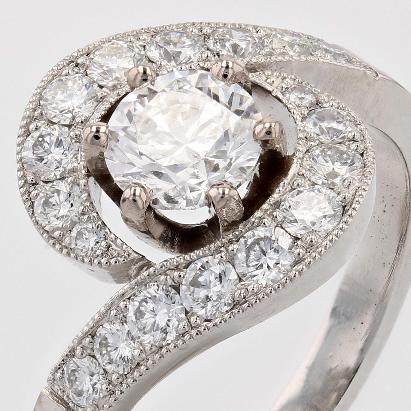 New Belle Epoque Spirit Diamonds 18 Karat White Gold Platinum Swirl Ring For Sale 3