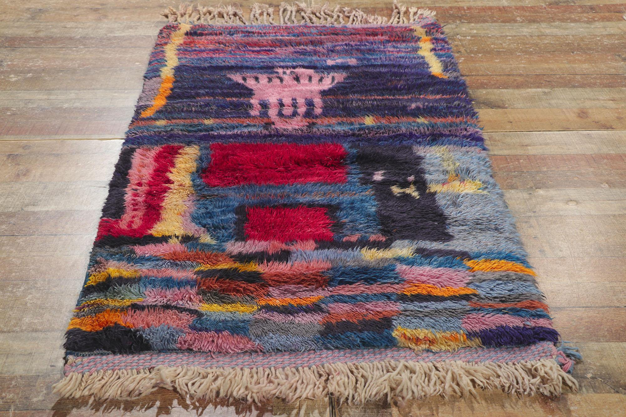 Contemporary Colorful Beni Ourain Moroccan Rug by Berber Tribes of Morocco For Sale 1