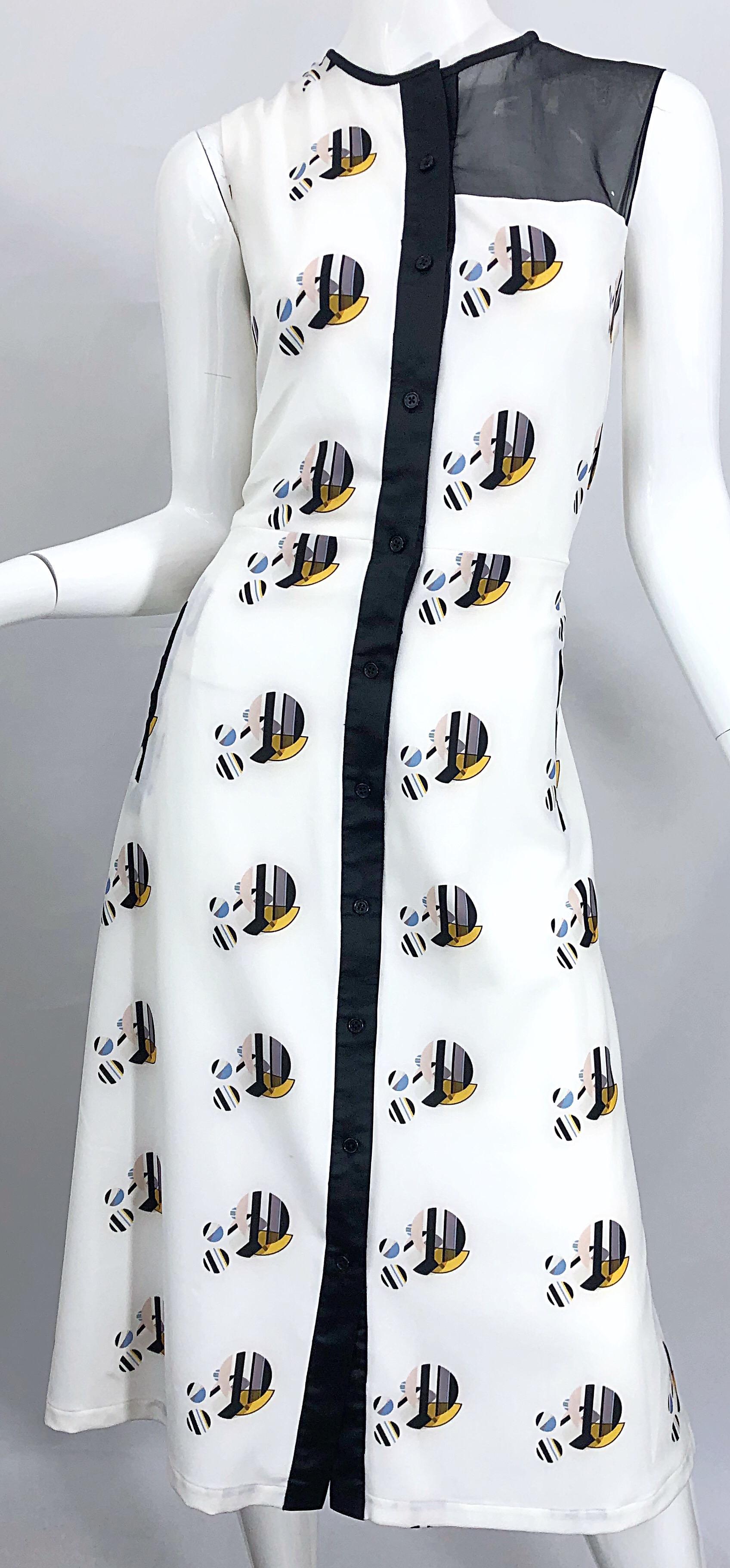 New Bibhu Mohapatra Abstract Print White and Black Silk Sleeveless Shirt Dress In New Condition In San Diego, CA