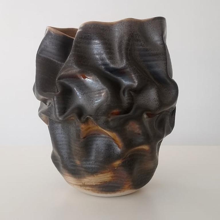 New sumptuous ceramic vessel from ceramic artist Nicholas Arroyave-Portela.

Materials. White St. Thomas clay. Stoneware glazes. Multi fired to cone 9 (1260-1280 degrees)

A VIDEO OF THE PIECE IS AVAILABLE ON DEMAND. PLEASE DO ASK IF YOU WOULD LIKE