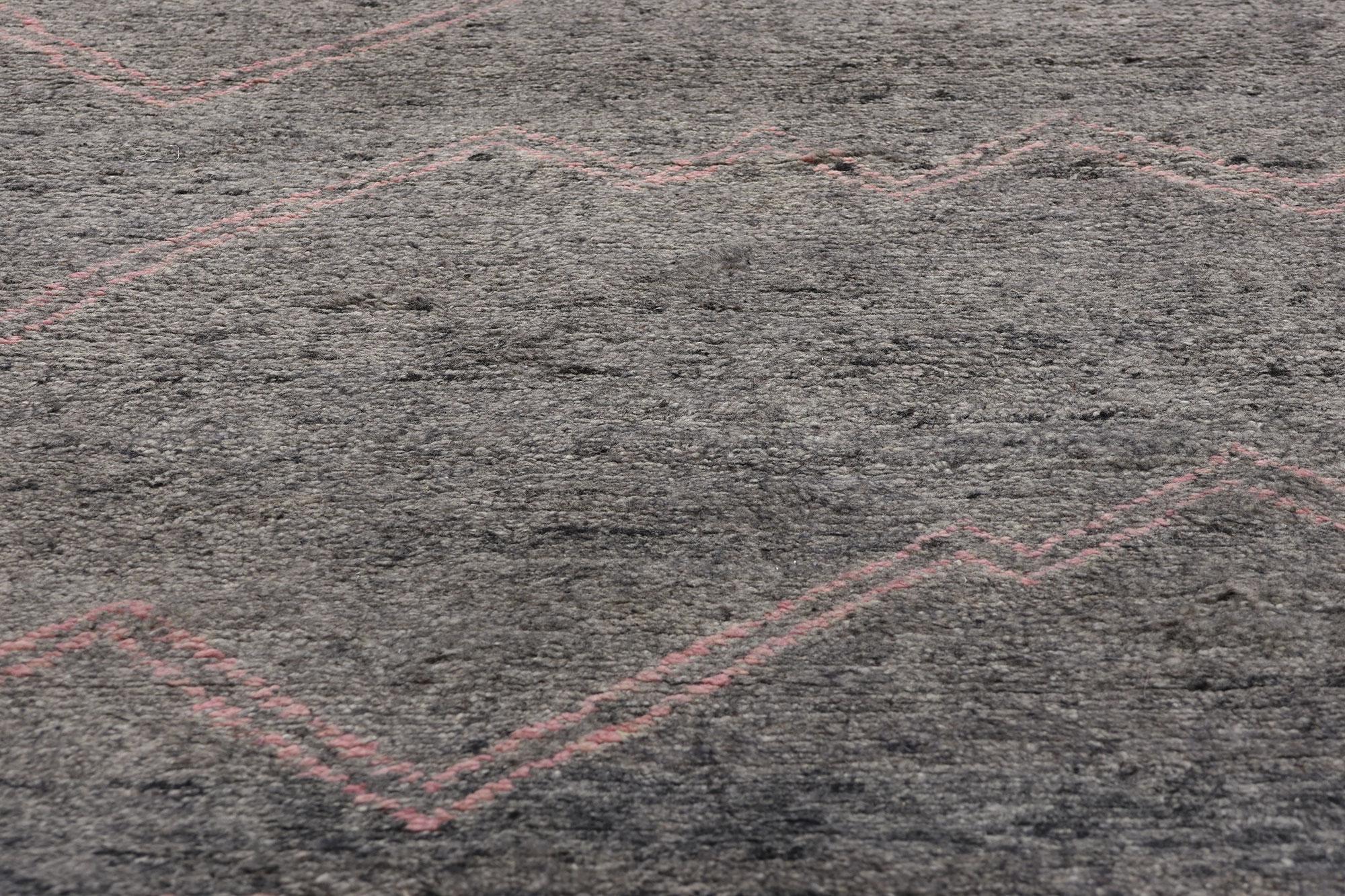 New Blushing Midnight Modern Gray Moroccan Rug with Transitional Style In New Condition For Sale In Dallas, TX