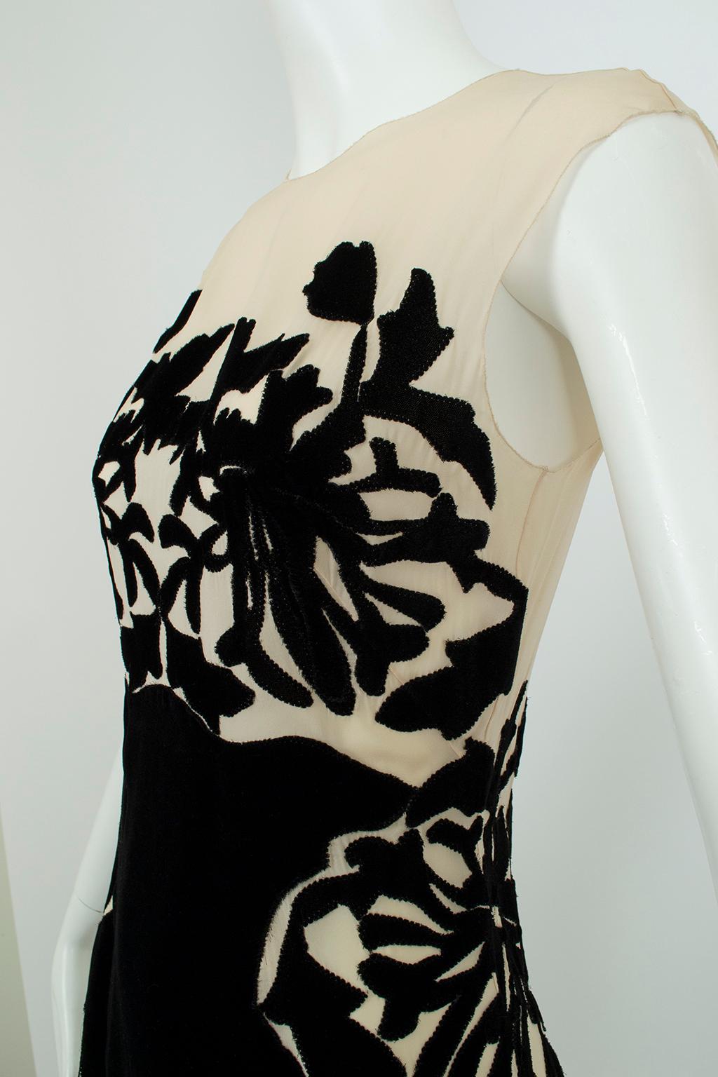 New Bottega Veneta Black Silk Velvet Branch Coral Illusion Runway Dress – It. 38 For Sale 2