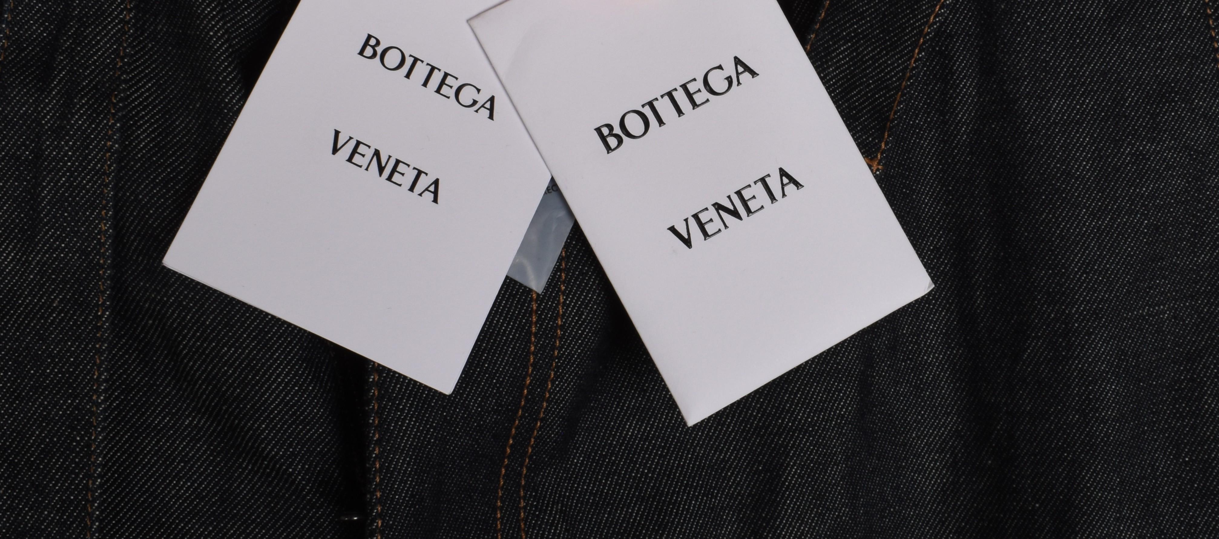New Bottega Veneta Men Jeans Raw Wide Leg Denim Size IT46/L, S1439 In New Condition For Sale In Kaunas, LT