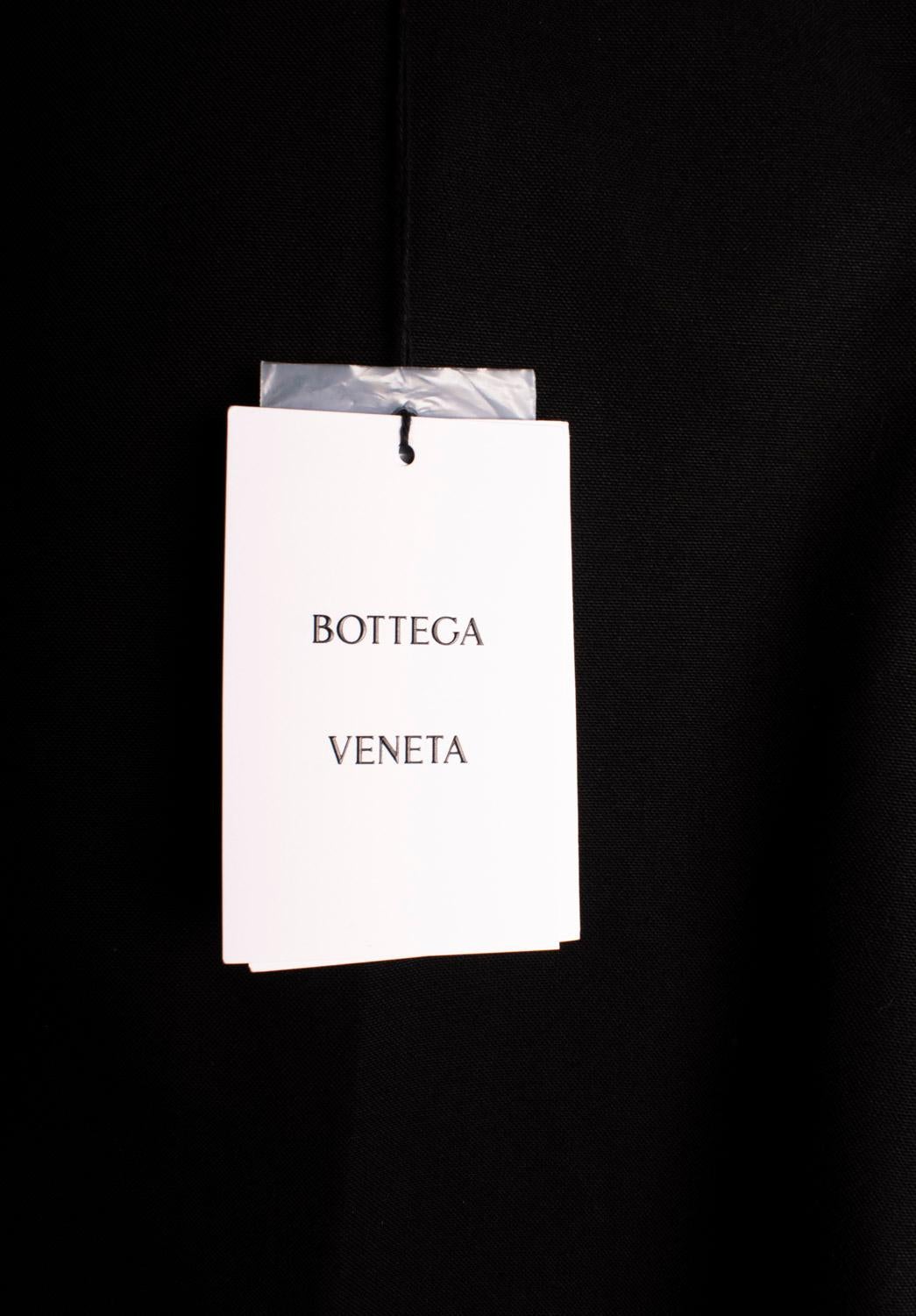 New Bottega Veneta Men Shorts Bermuda Size IT44/Small, S1491 For Sale 2