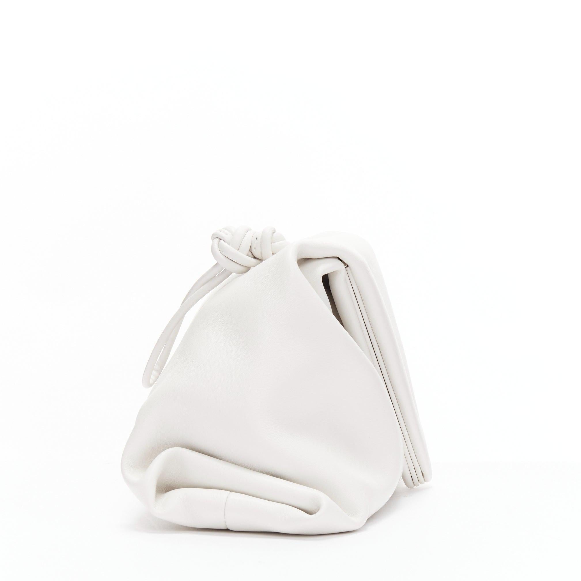 new BOTTEGA VENETA Trine white triangle foldover dumpling clutch bag In New Condition For Sale In Hong Kong, NT