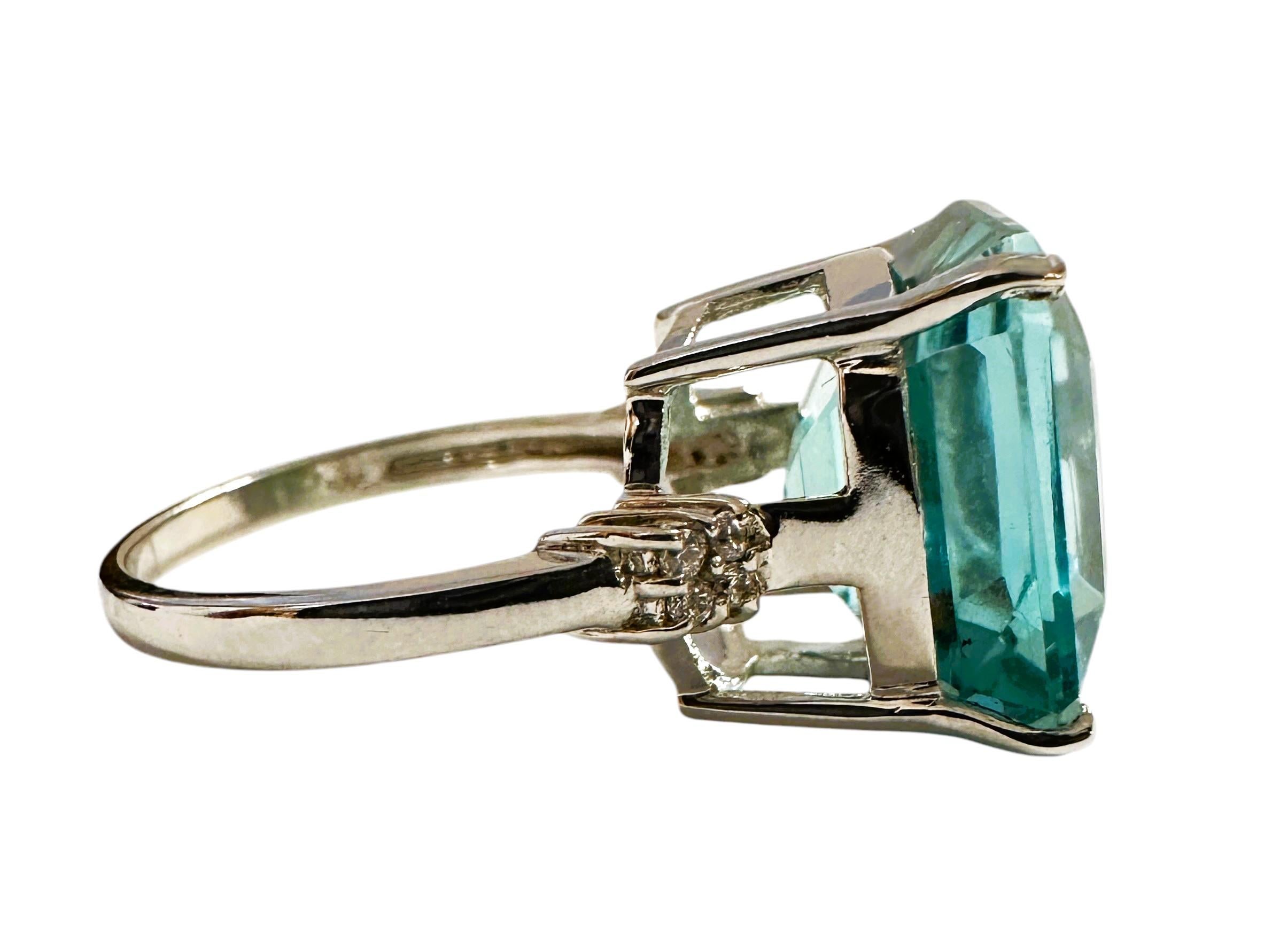 New Brazilian 11 Carat Aquamarine & Diamond Cut White Sapphire Sterling Ring In New Condition In Eagan, MN