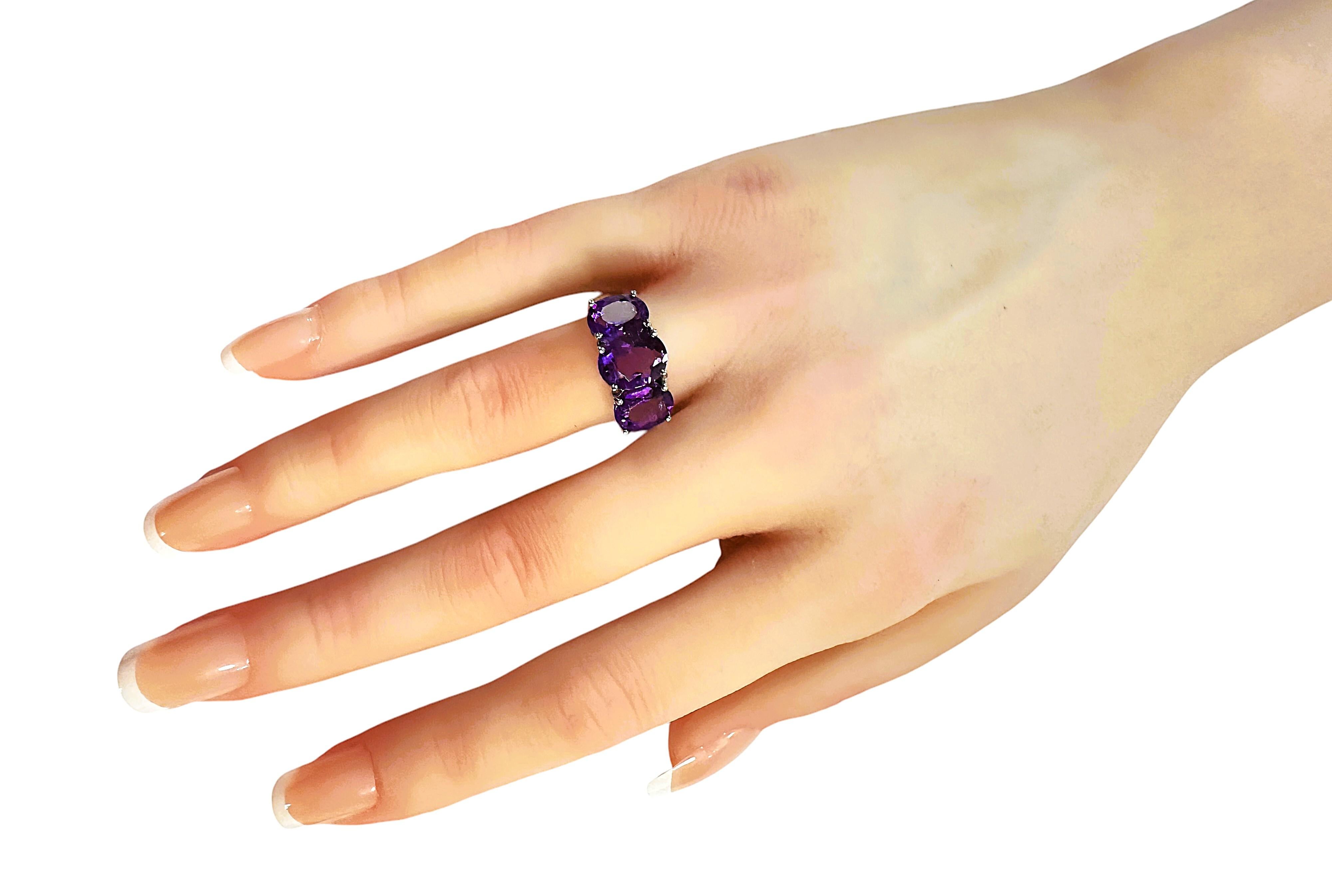 Oval Cut New Brazilian 3-Stone 5.58 Ct Fancy Cut Amethyst Sterling Silver Ring size 6