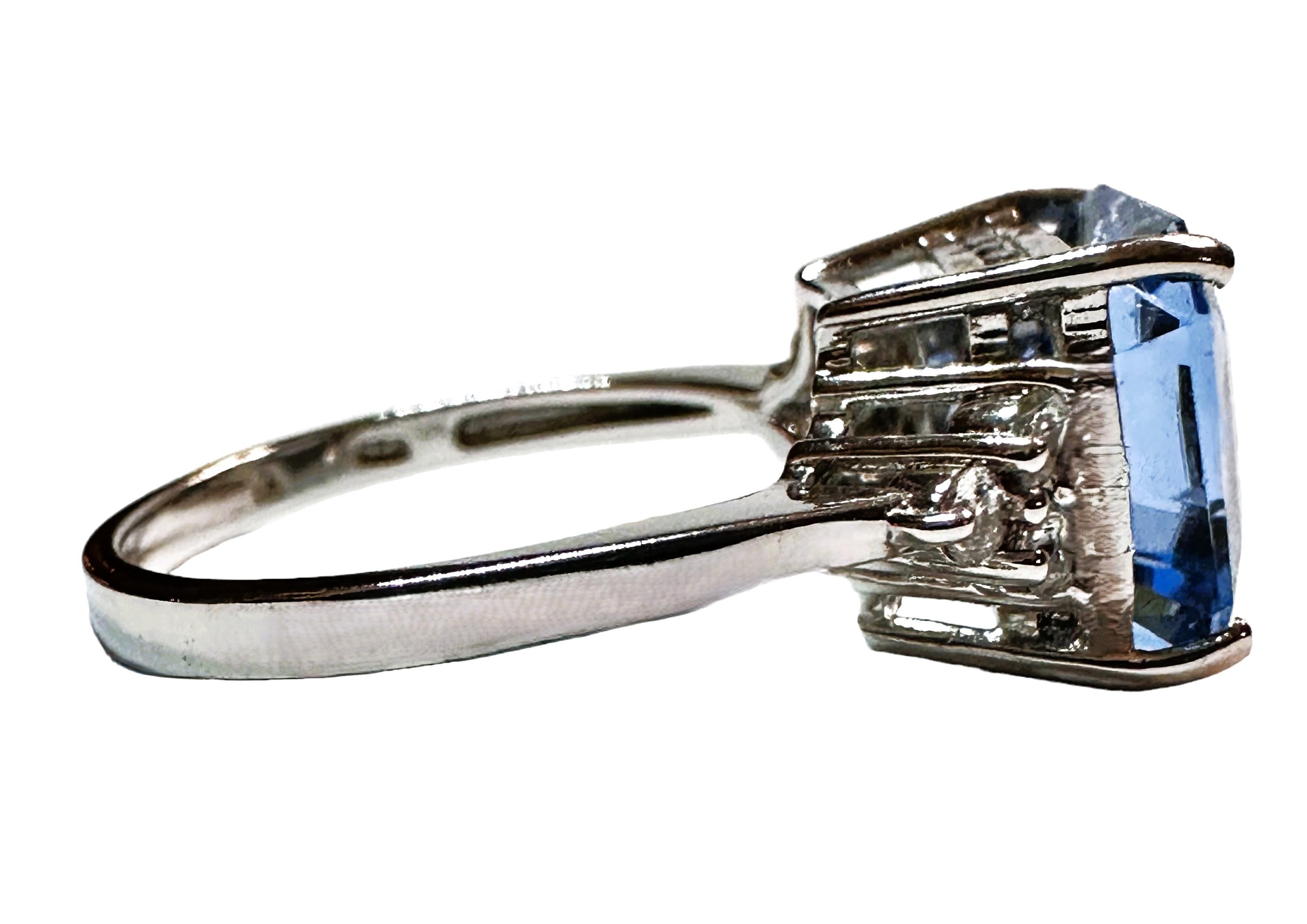 Neuer brasilianischer 6.3 Babyblauer Aquamarin im Smaragdschliff Sterling-Ring im Zustand „Neu“ in Eagan, MN