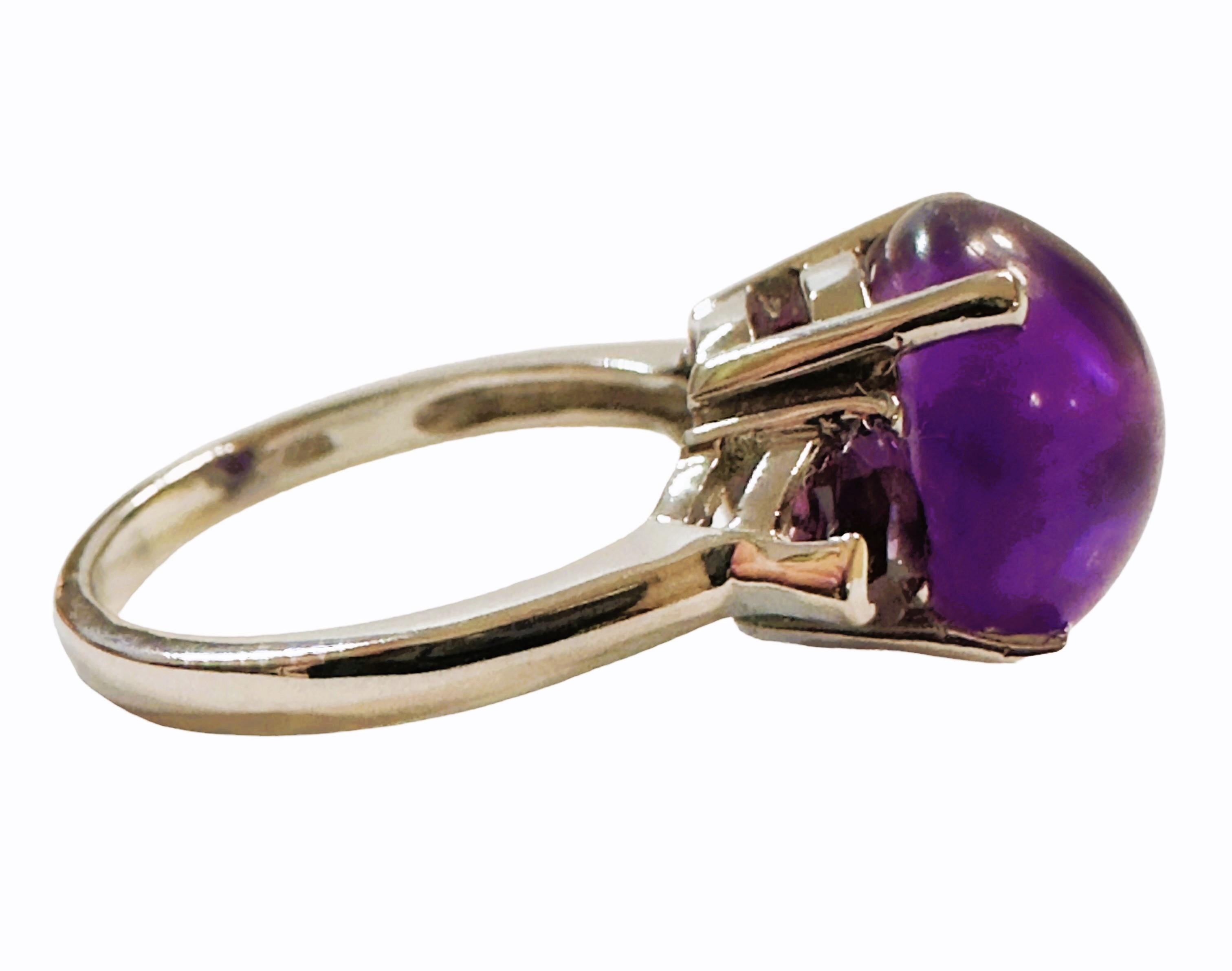 Women's New Brazilian 7.3 Ct Cabochon & Trillion Cut Amethyst Sterling Ring Size 7 For Sale