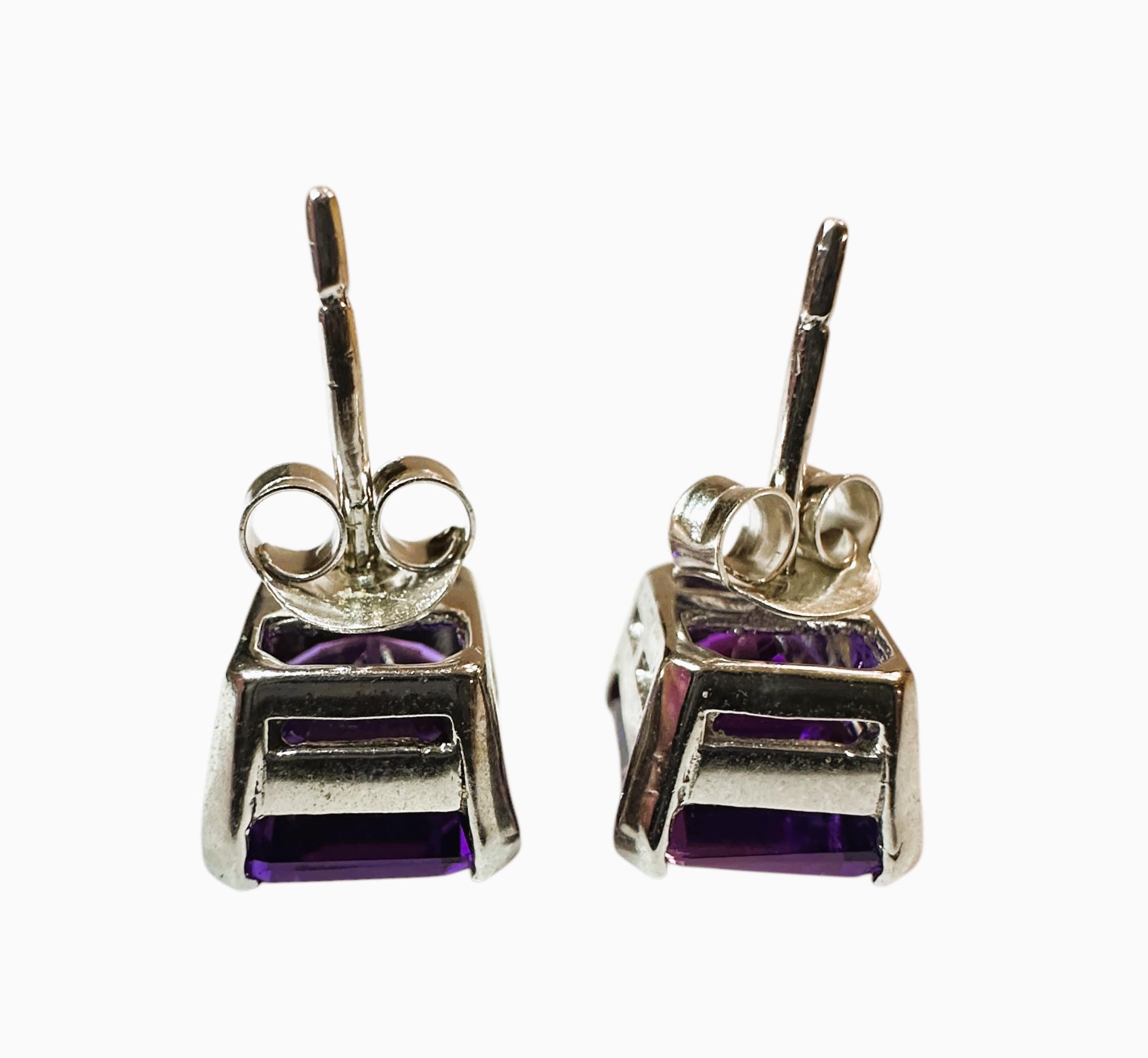 Neue brasilianische 8,25 Karat lila Amethyst-Sterlingsilber-Post-Ohrringe aus Sterlingsilber Damen