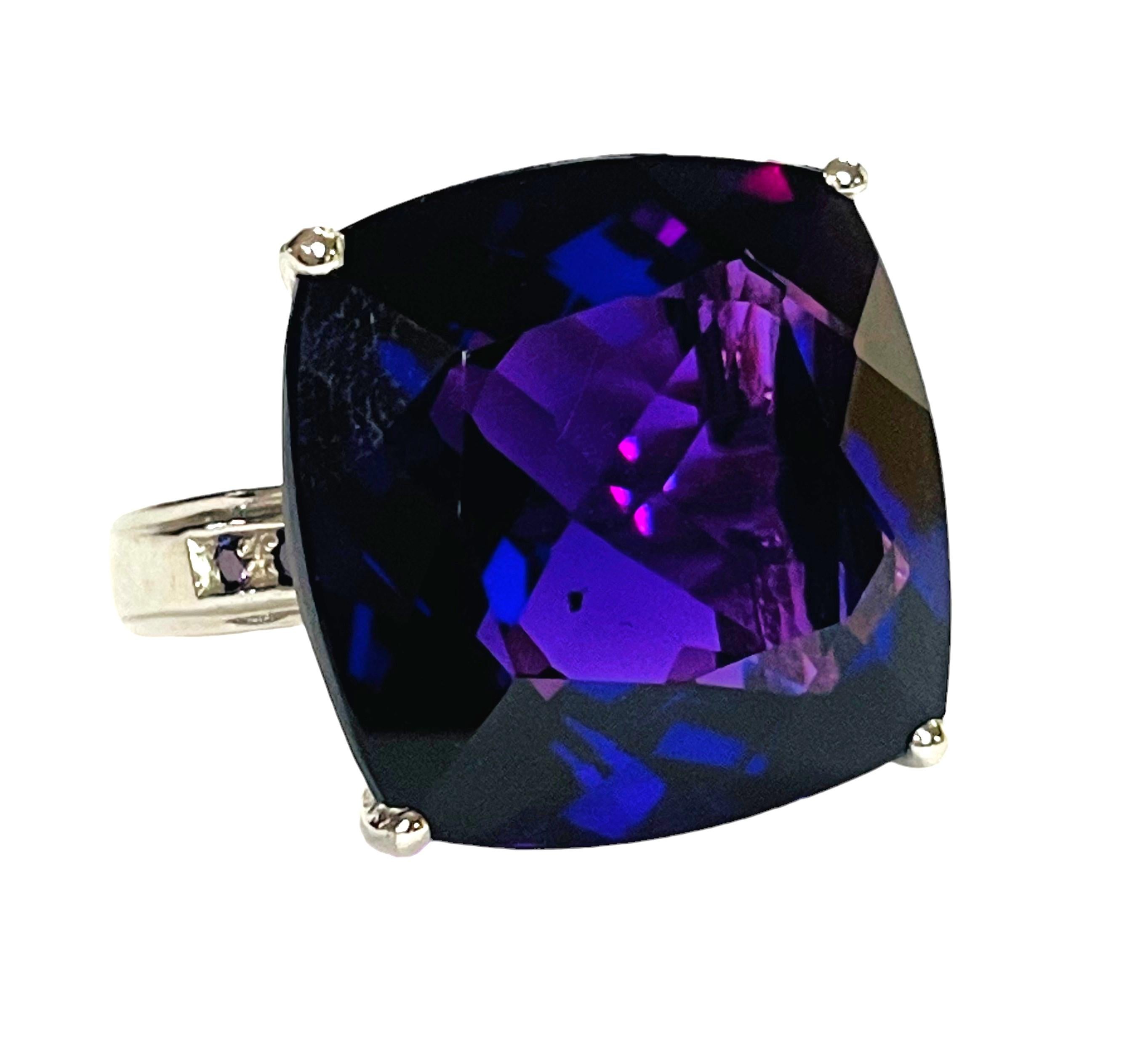 Women's New Brazilian Color Changing Purple Blue 22.8 Ct Amethyst Sterling Ring