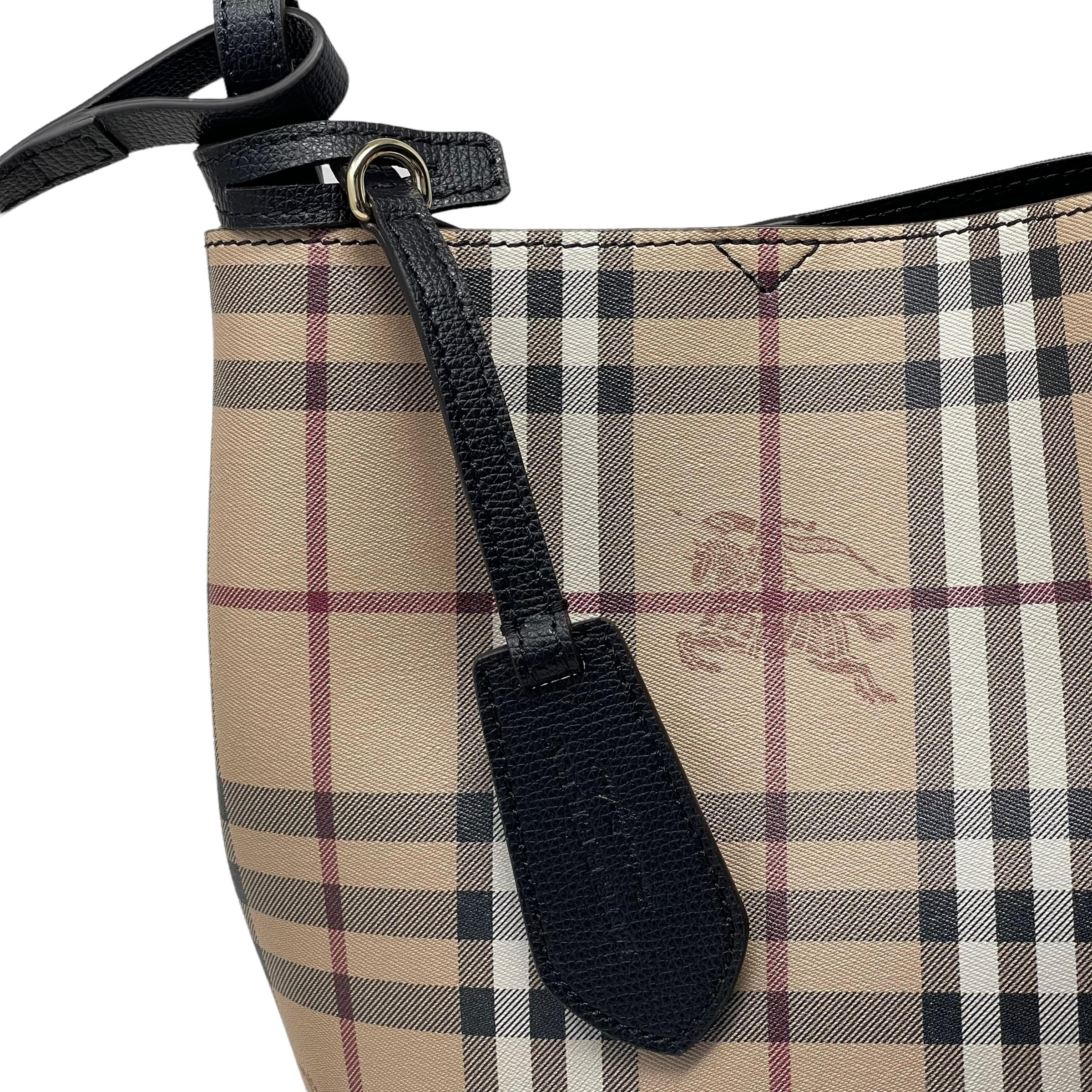 NEU Burberry Beige/Schwarz Haymarket Check Leder Bucket Crossbody Tasche im Angebot 9