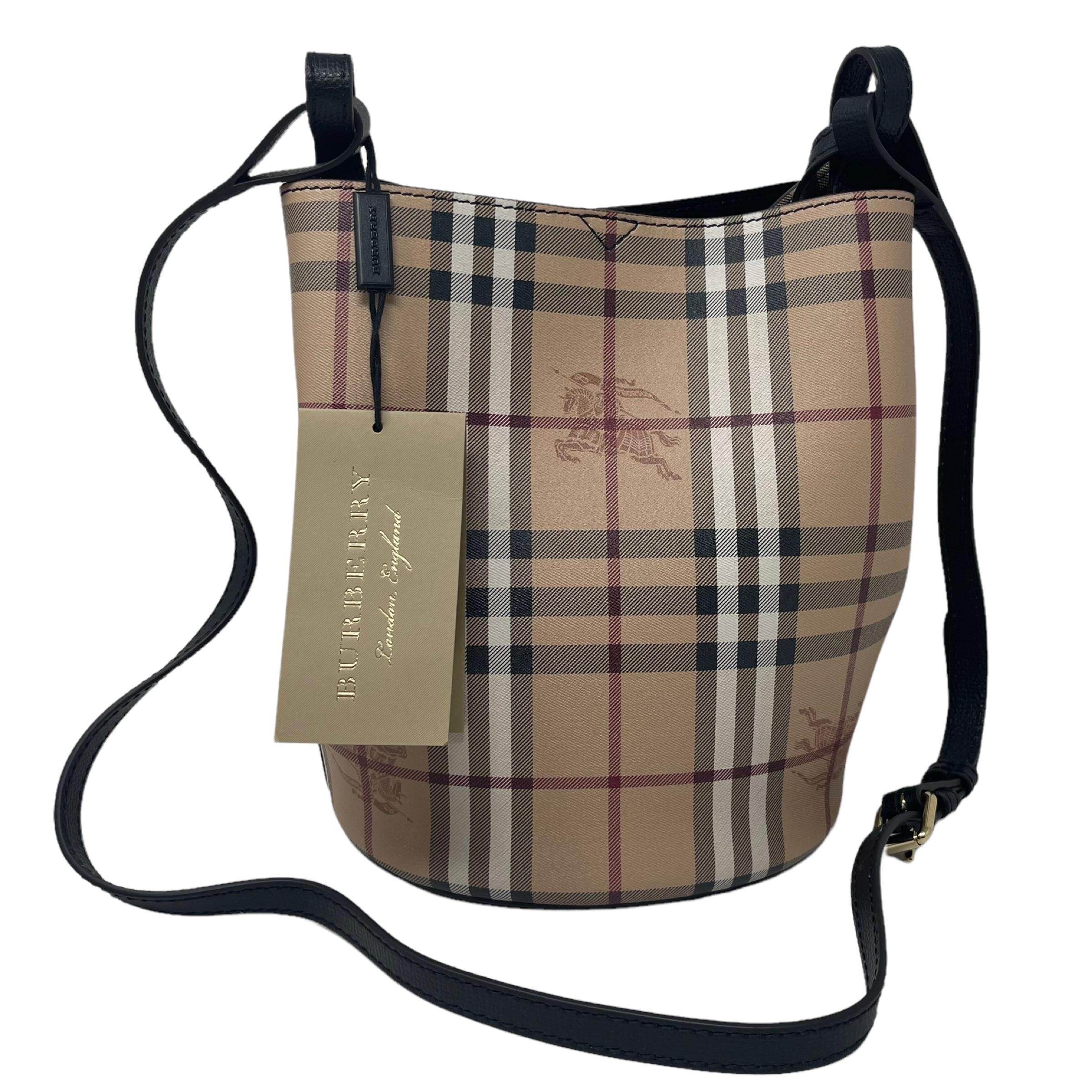 NEU Burberry Beige/Schwarz Haymarket Check Leder Bucket Crossbody Tasche im Angebot 1