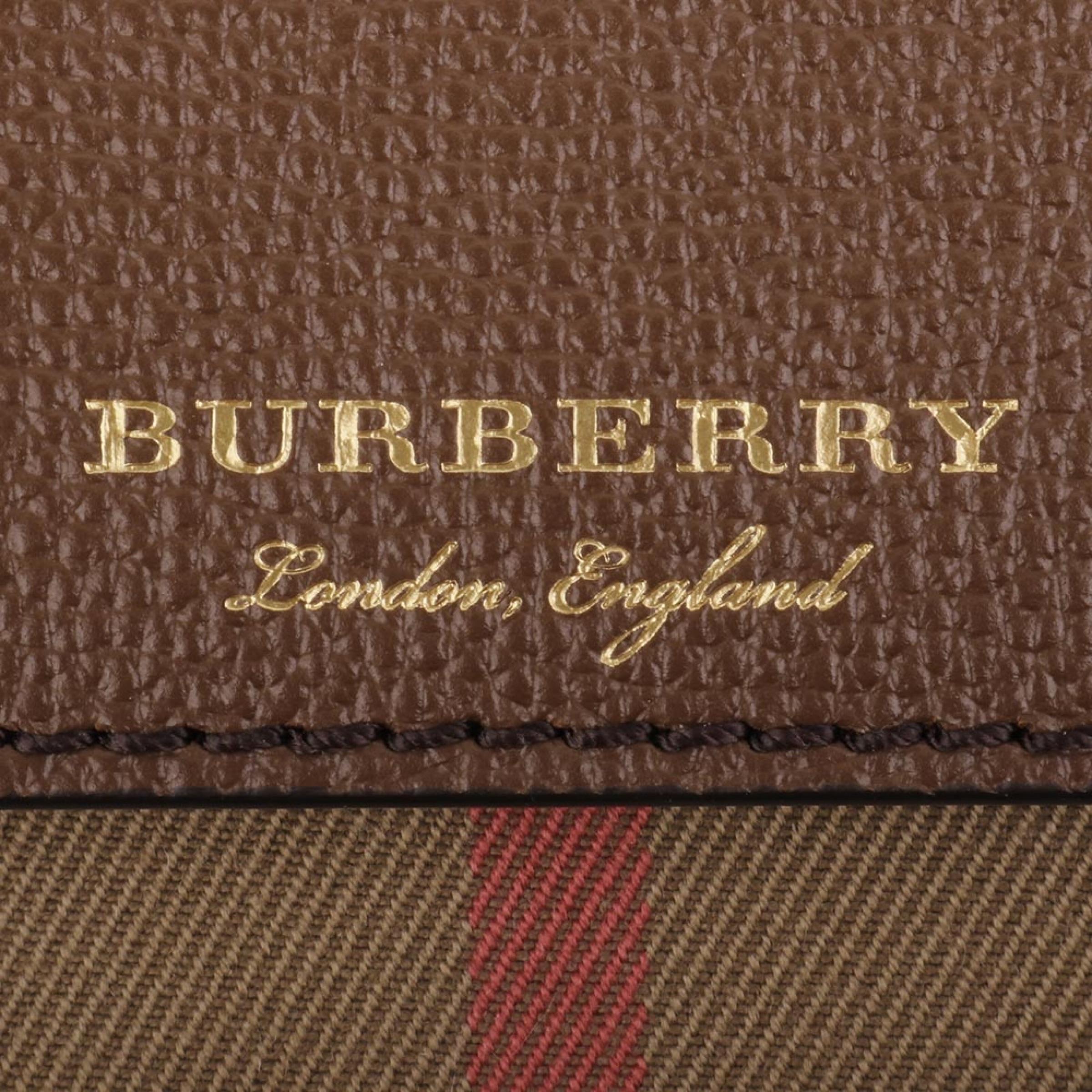 NEW Burberry Brown Hampshire Check Leather Crossbody Bag For Sale at ...