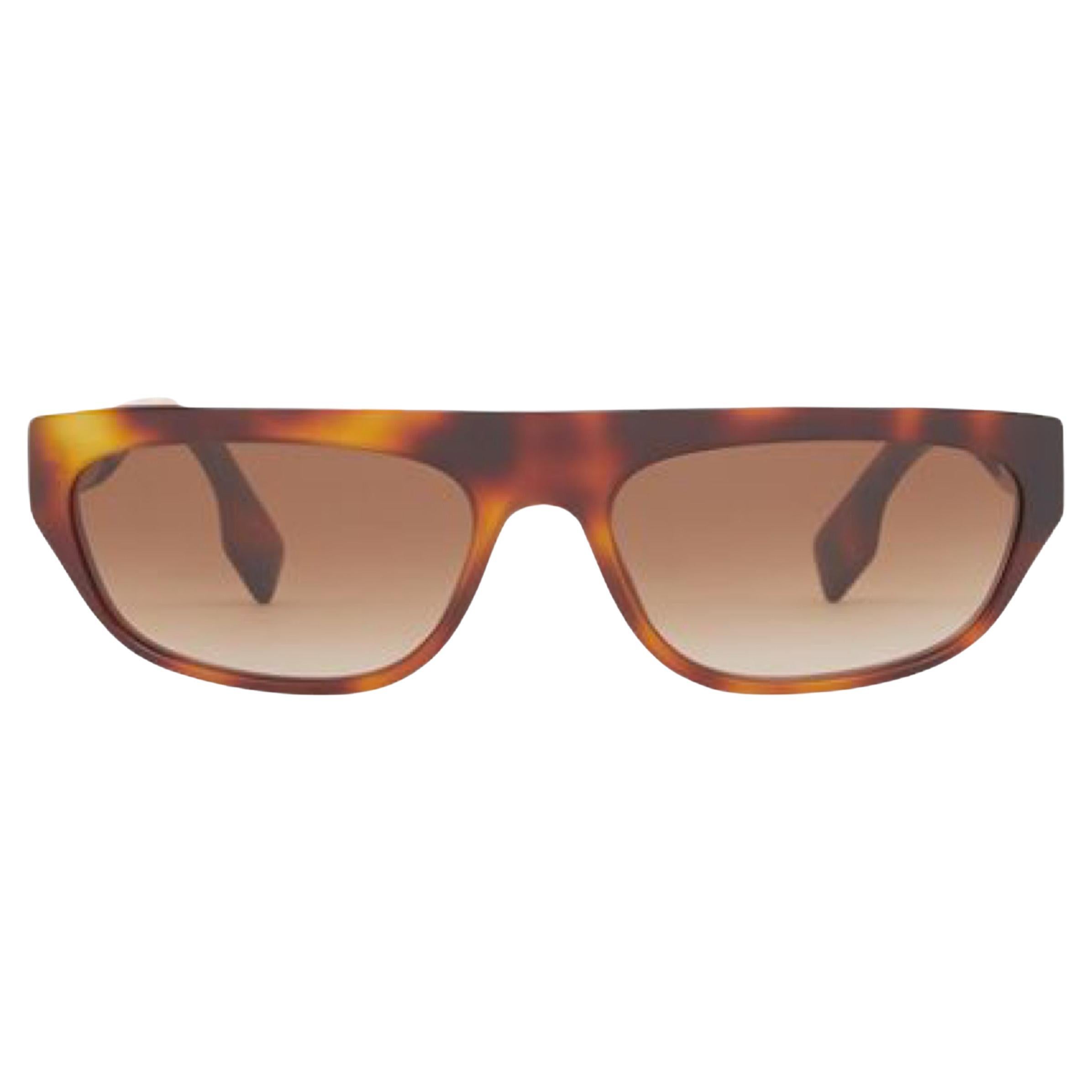 NEW Burberry Brown Havana Frame Brown Lens Rectangular Sunglasses For Sale
