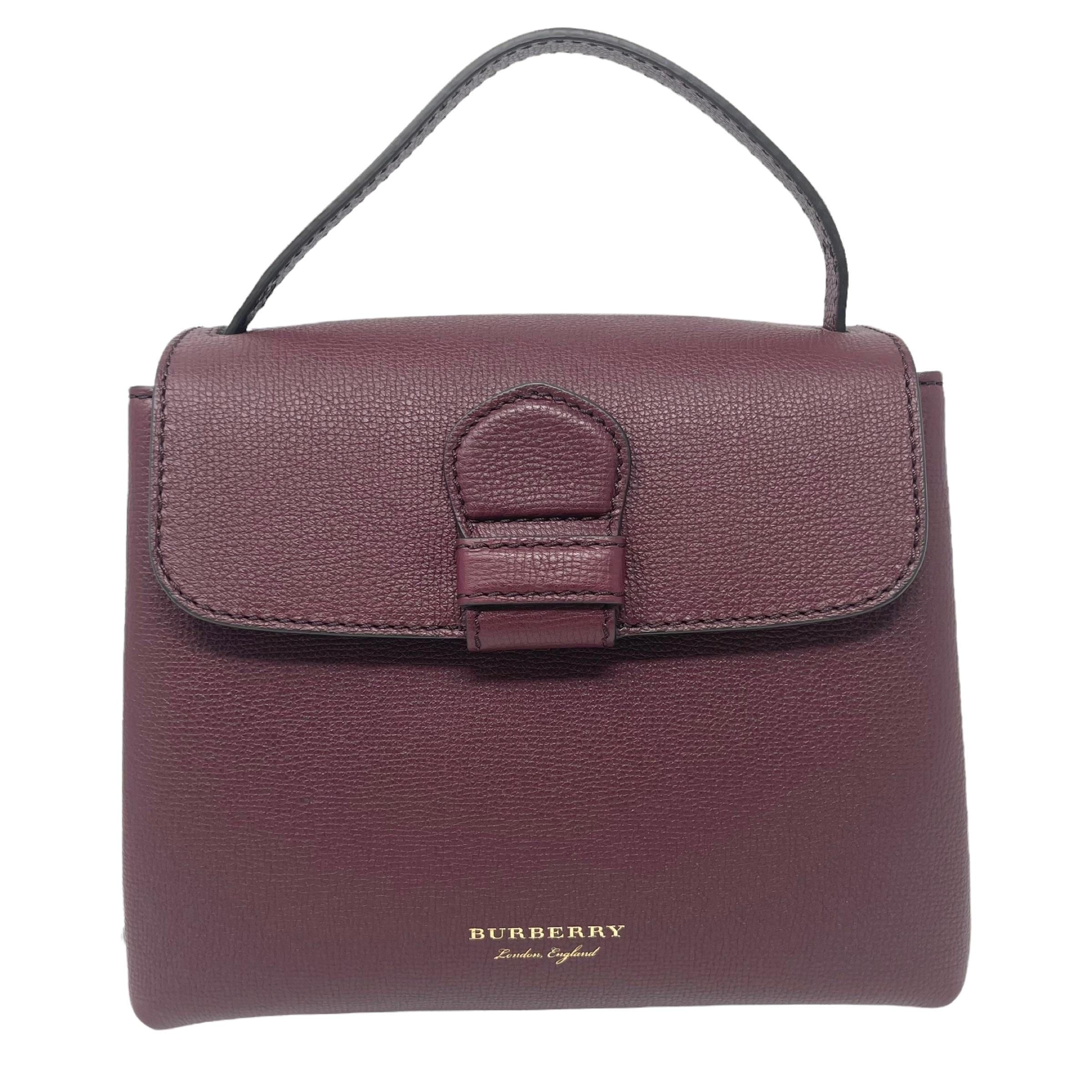 New Burberry Burgundy Small Camberley House Check Leather Crossbody Bag

Authenticity Guaranteed

DETAILS
Brand: Burberry
Condition: Brand new
Gender: Women
Category: Crossbody bag
Color: Burgundy
Material: Leather
Gold-tone hardware
Removable and