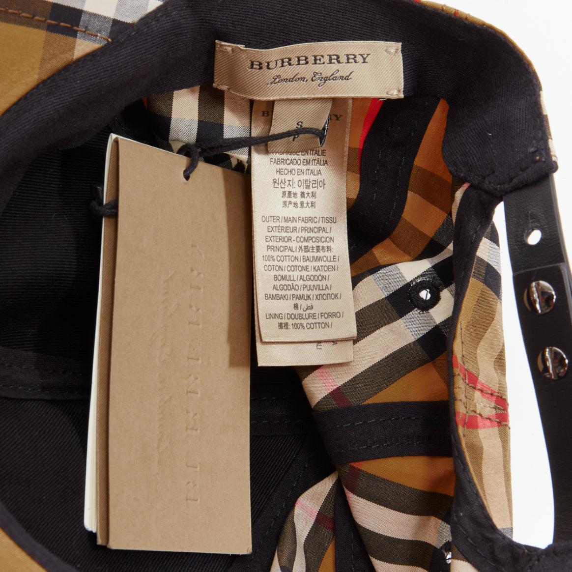 new BURBERRY House Check brown cotton adjustable leather strap dad cap S en vente 2