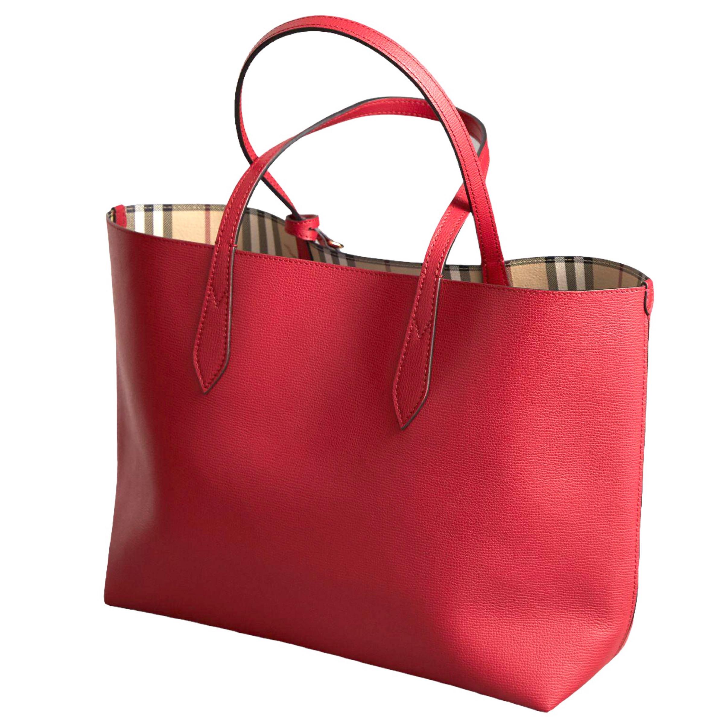 New Burberry Red Haymarket Check Reversible Leather Tote Shoulder Bag

Authenticity Guaranteed

DETAILS
Brand: Burberry
Condition: Brand new
Gender: Women
Category: Tote bag
Color: Red
Material: Leather
Haymarket check pattern
Reversible style
Top