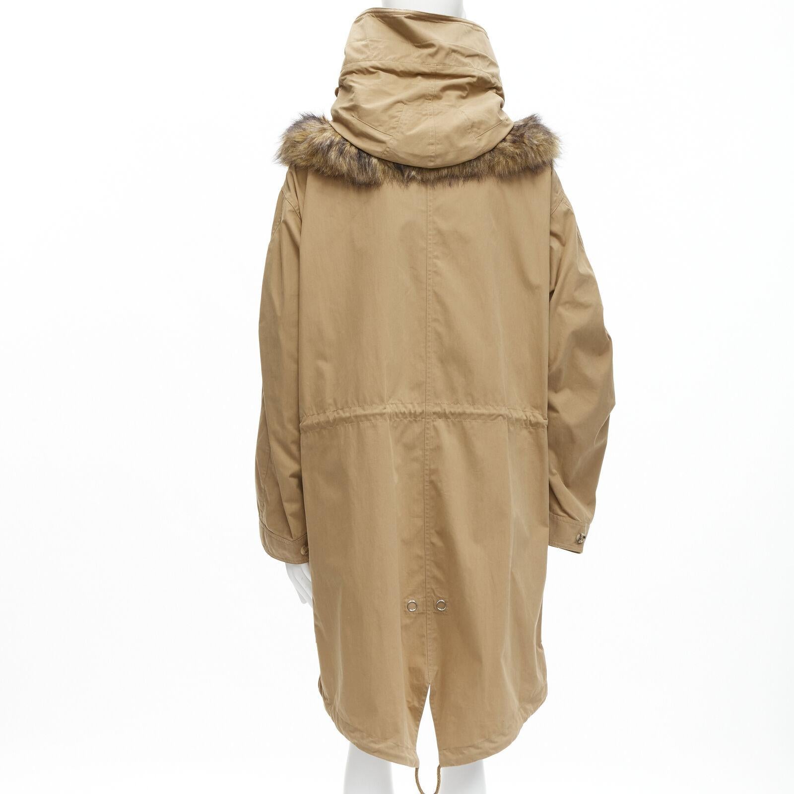 NOUVEAU BURBERRY RICCARDO TISCI 2019 gabardine noyer chaud en fausse fourrure anorak EU52 XL en vente 1