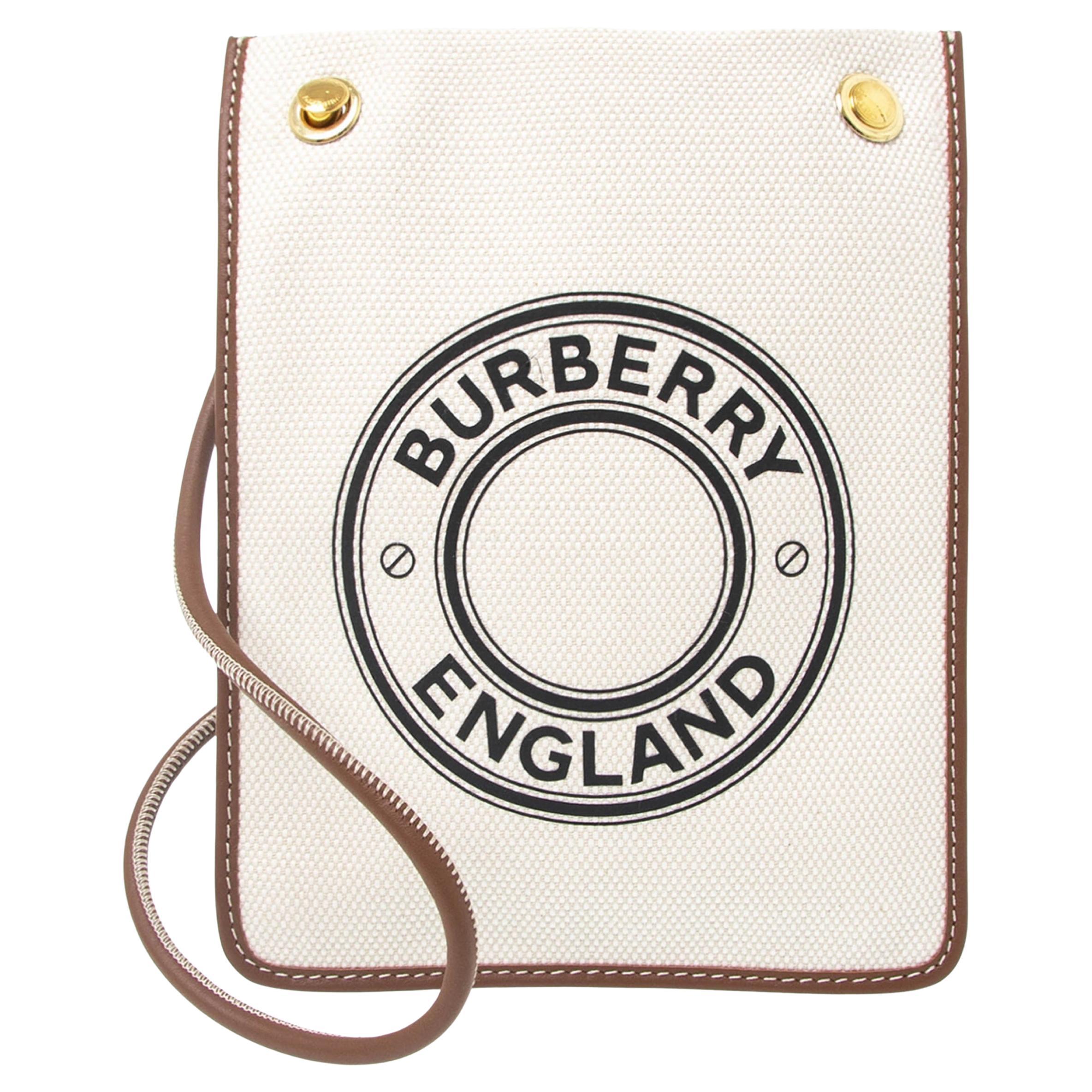 NEW Burberry White Printed Logo Mini Canvas Flat Crossbody Bag For Sale