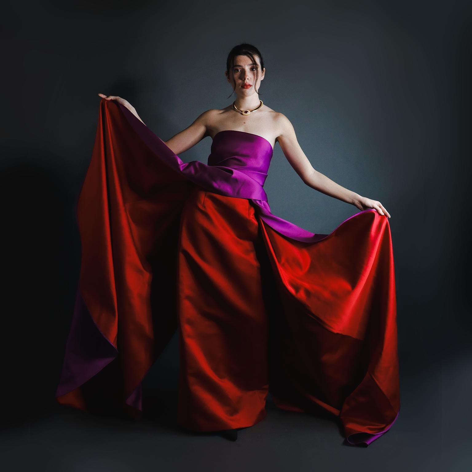 New Carolina Herrera 2022 Purple & Red Column Dress W Draped Overdress $5990 For Sale 1