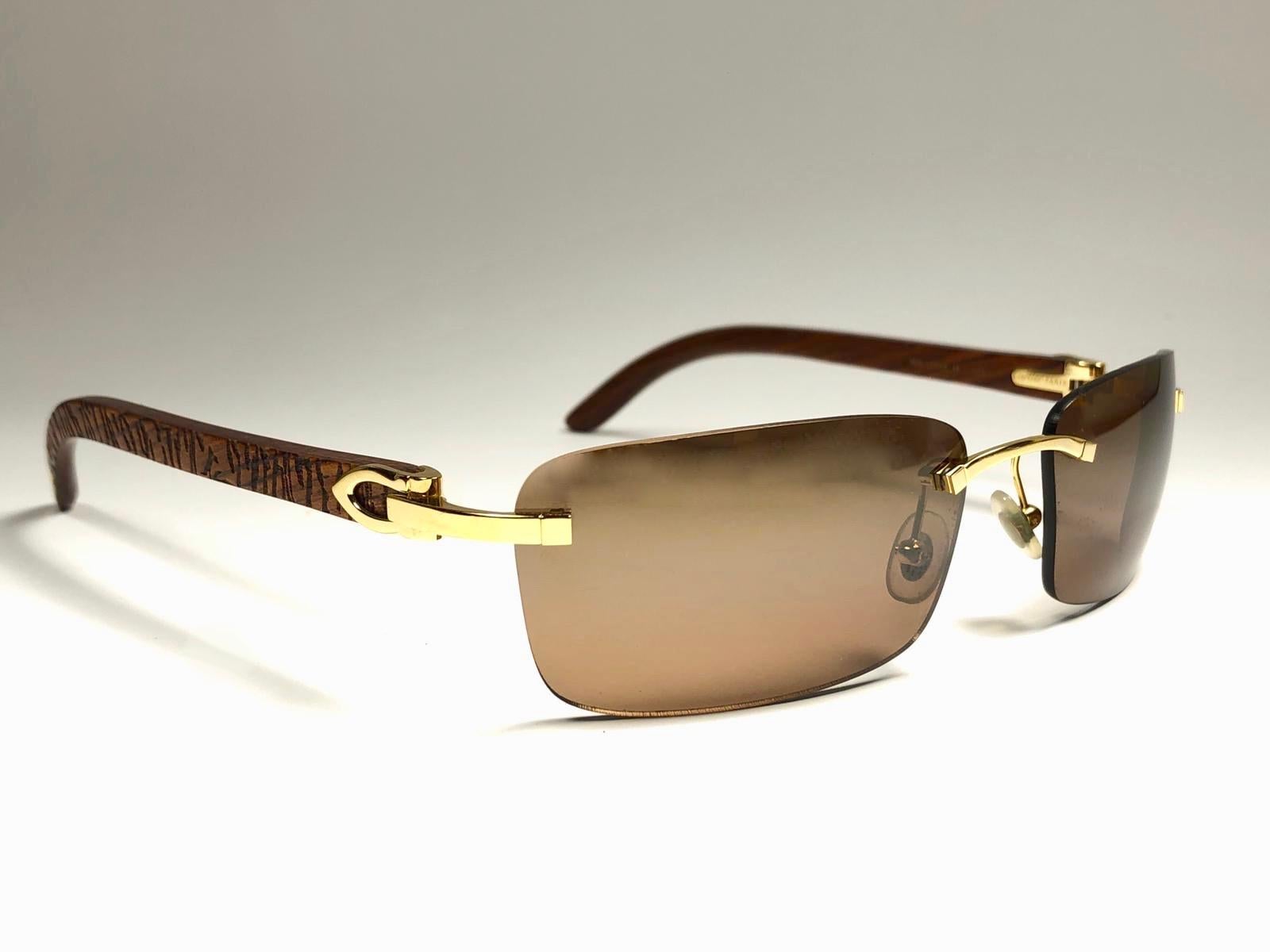 New Cartier Bengali Precious Wood  Full Set Brown Lens France Sunglasses In New Condition In Baleares, Baleares