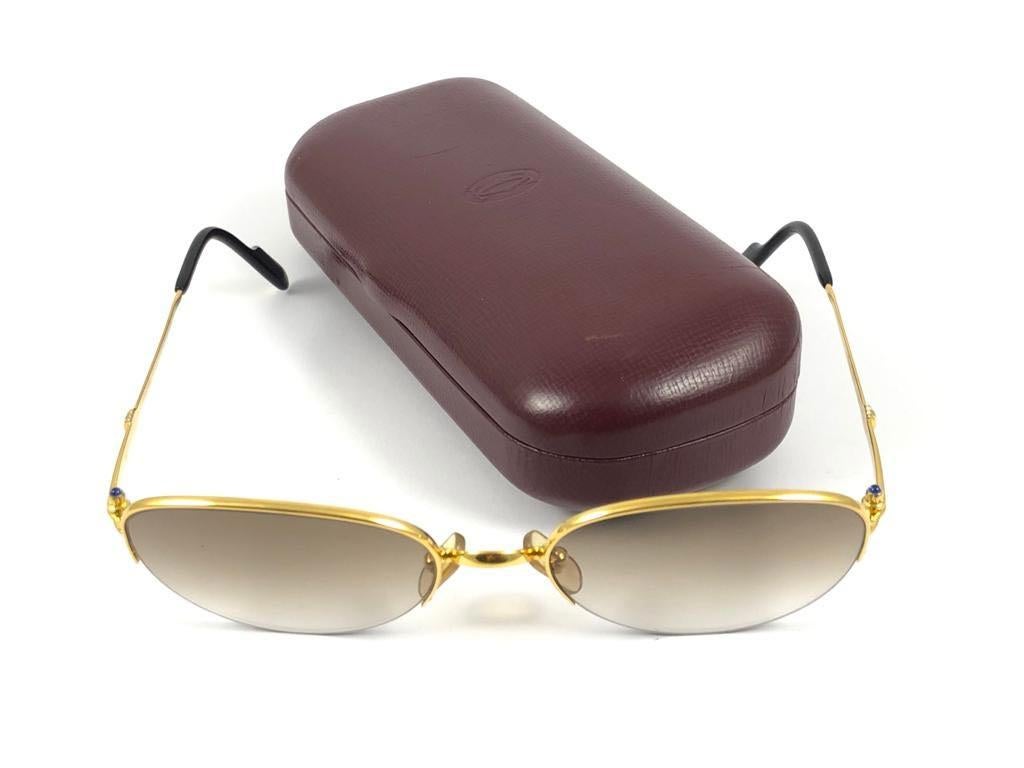 New Cartier Cabochon Half Frame 52mm Sunglasses 18k Gold Sunglasses France In Excellent Condition For Sale In Baleares, Baleares