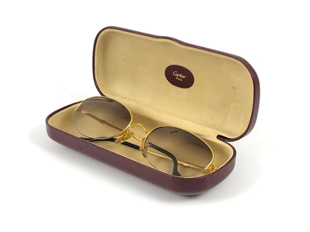 New Cartier Cabochon Half Frame 52mm Sunglasses 18k Gold Sunglasses France For Sale 4