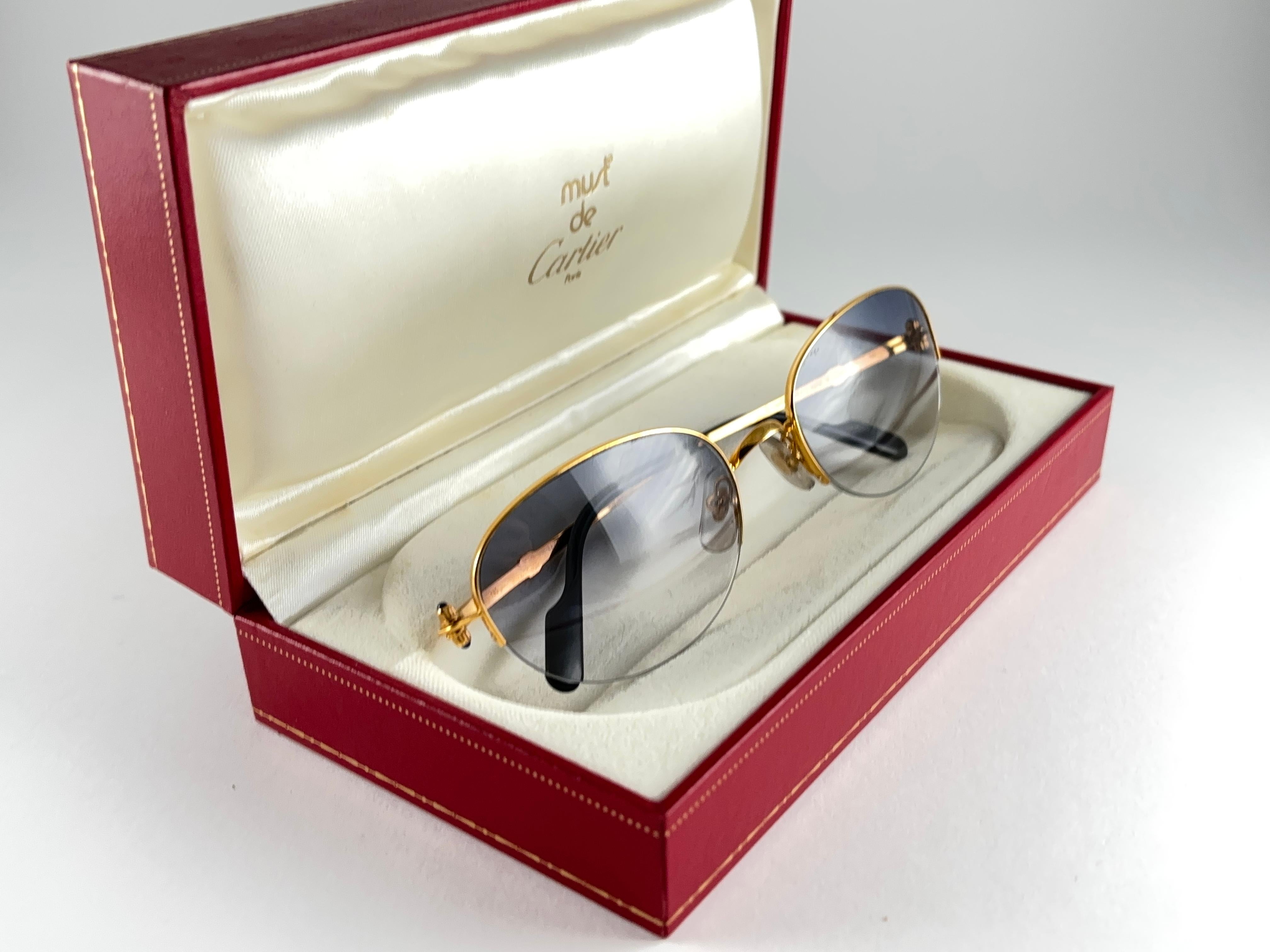 New Cartier Cabochon Half Frame 56mm Sunglasses 18k Gold Sunglasses France en vente 1