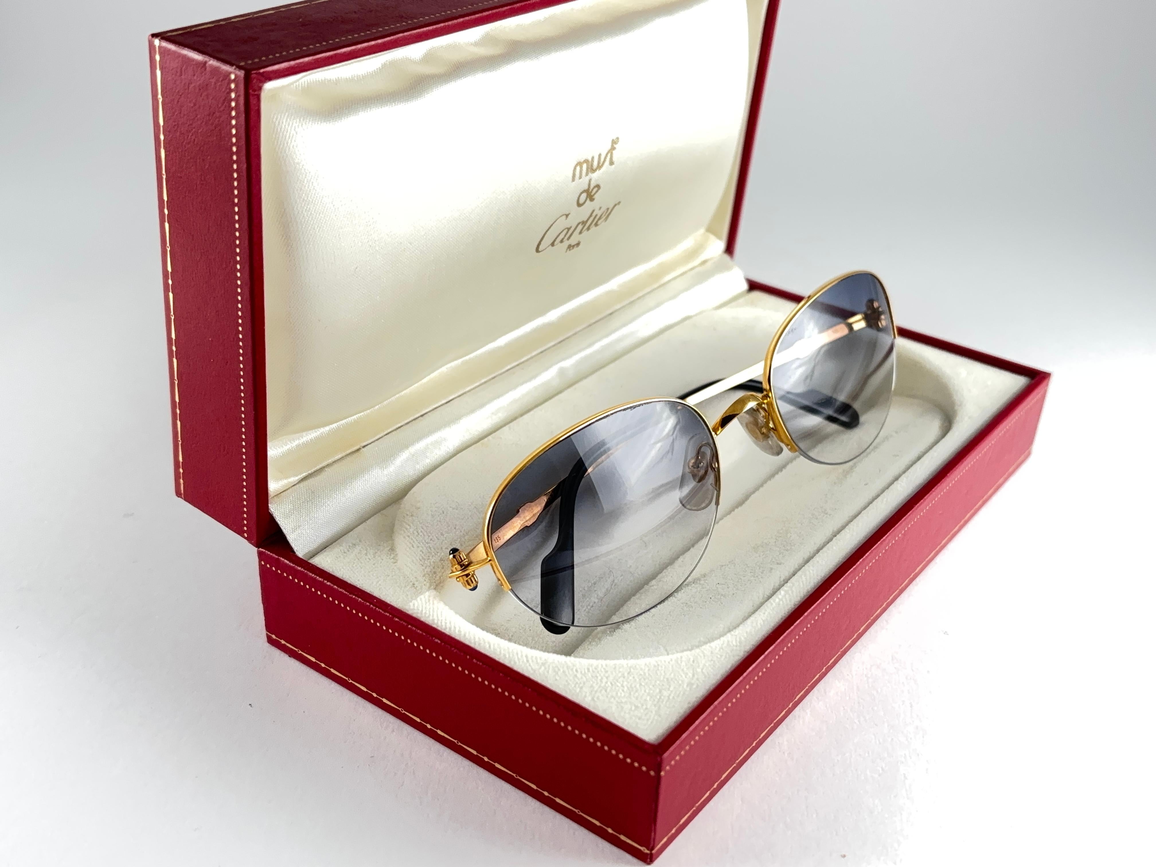 New Cartier Cabochon Half Frame 56mm Sunglasses 18k Gold Sunglasses France en vente 2
