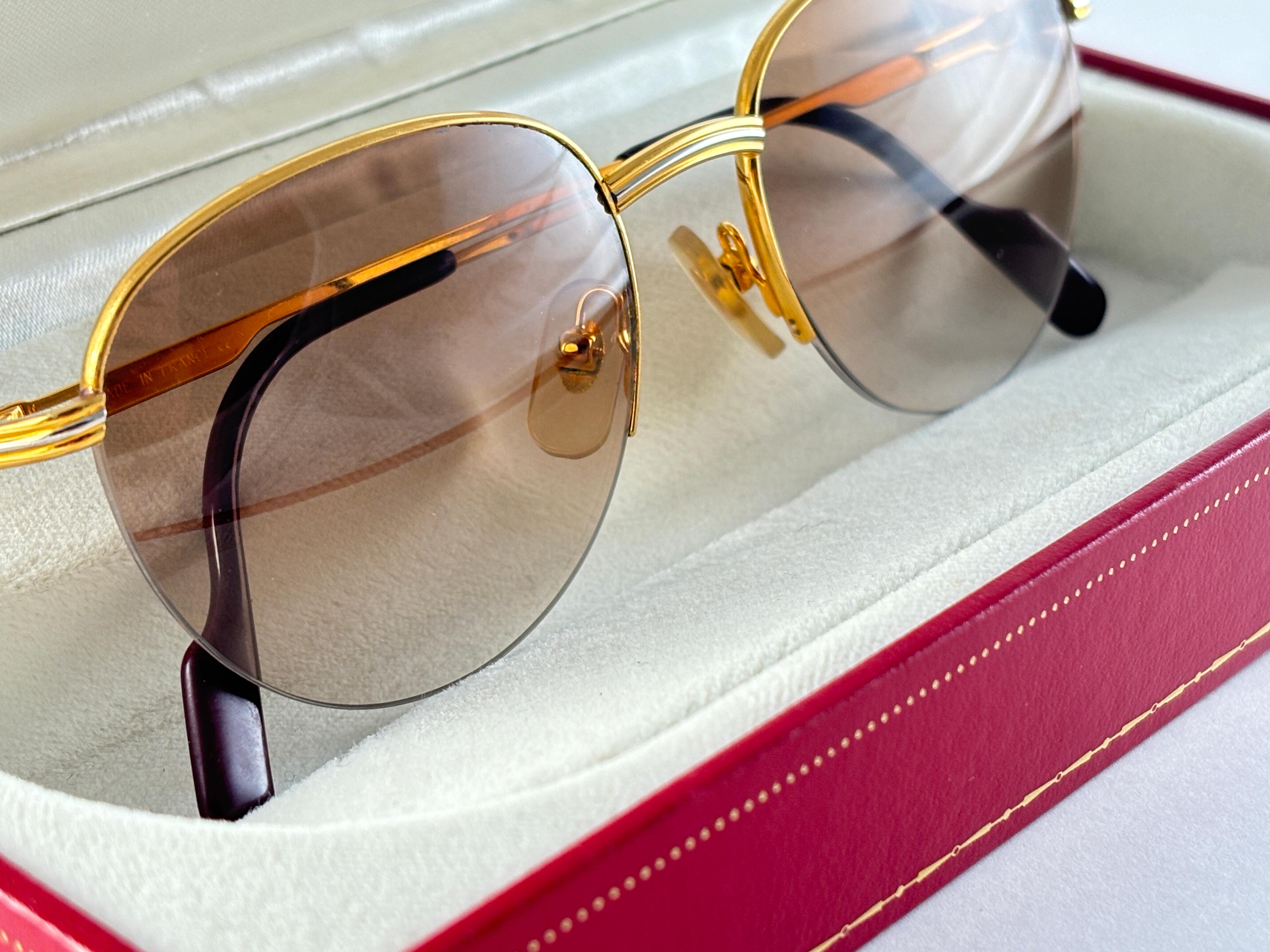 New Cartier Colisee Half Frame 49mm Sunglasses 18k Gold Sunglasses France en vente 5