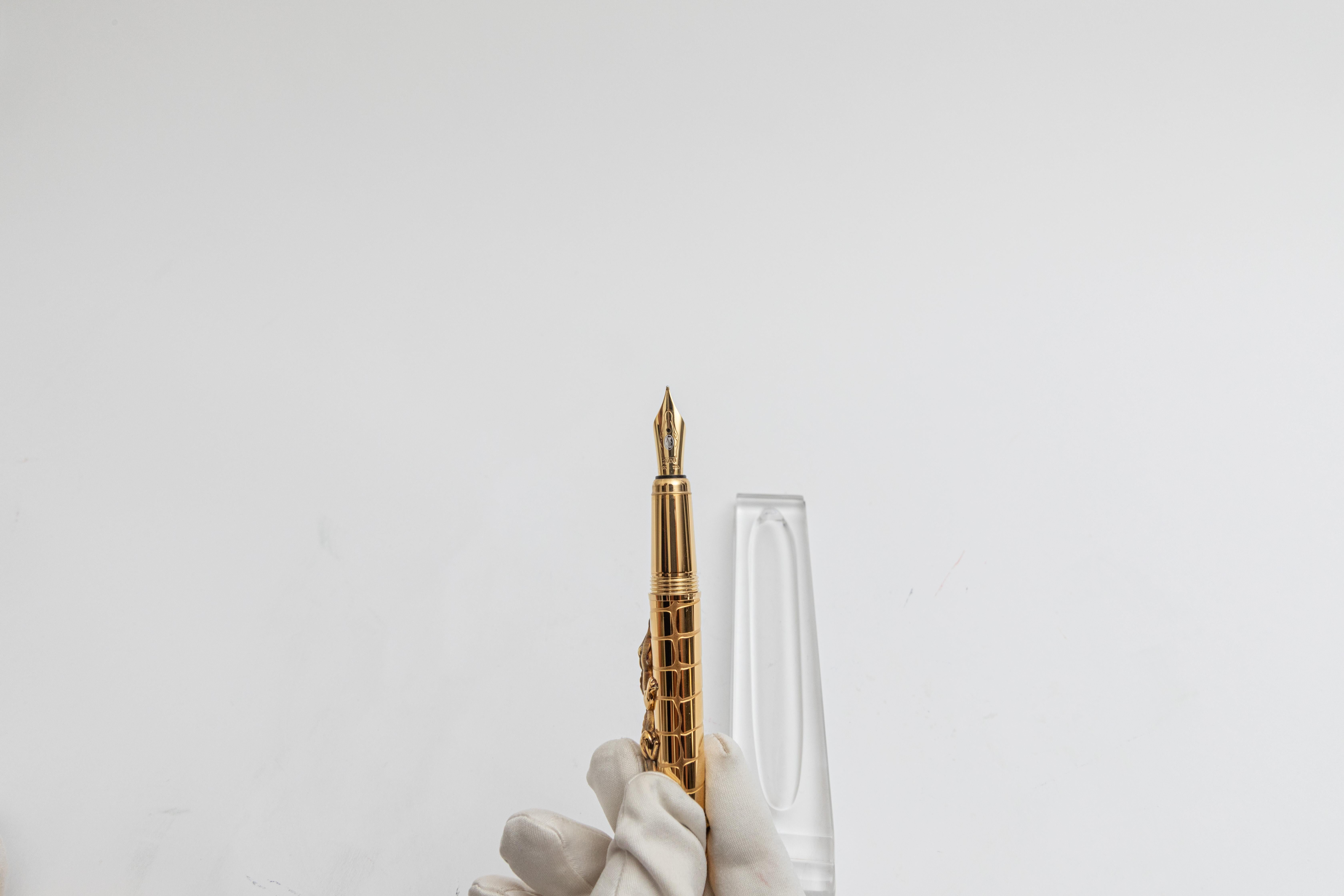 Neu Cartier Crocodile De Cartier Außergewöhnliche Gold Füllfederhalter Limited Edition 4