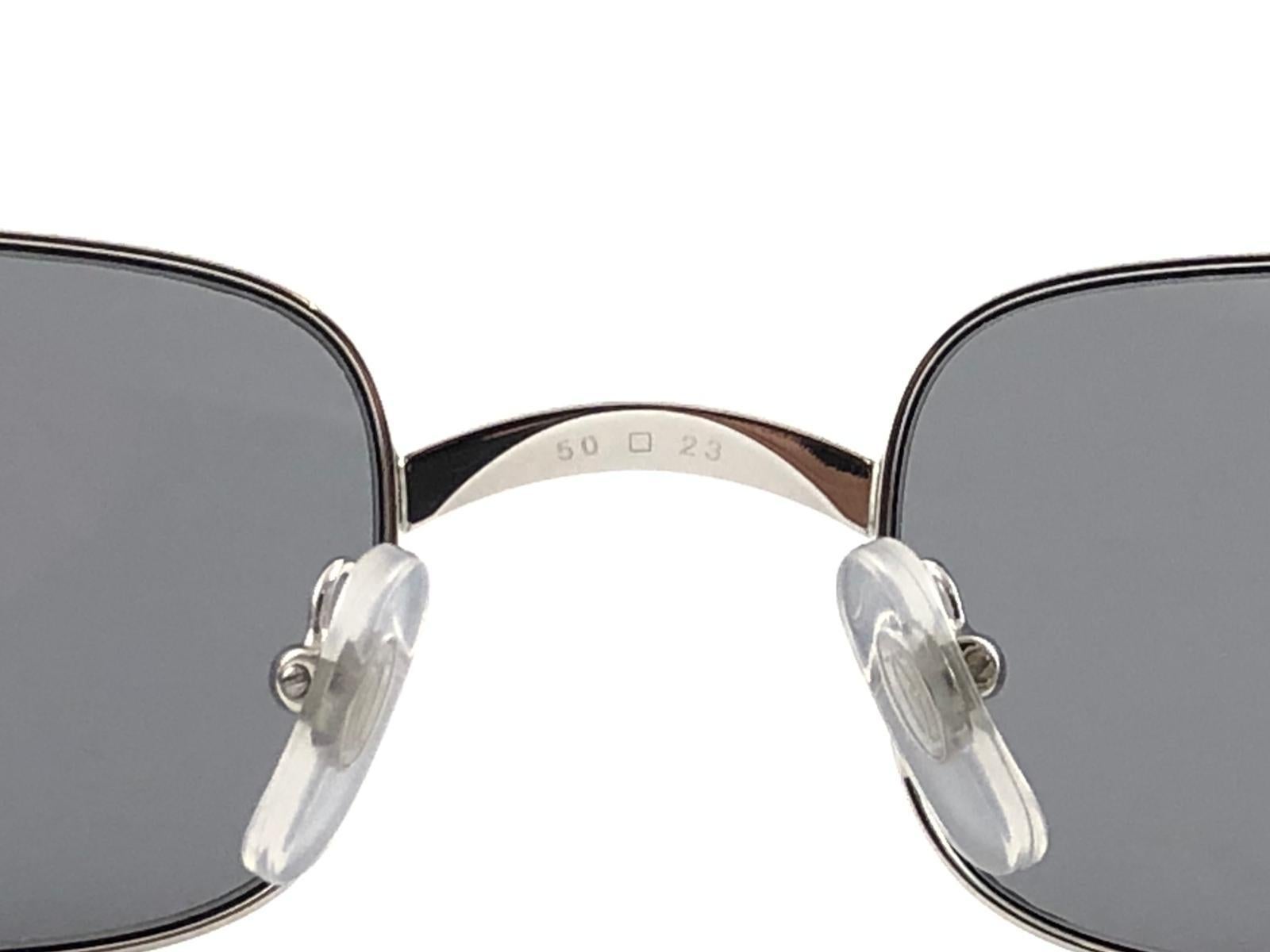 Neu Cartier Dreamer 50mm gebürstete Platin-Sonnenbrille mit grauen Linsen und grauen Linsen, Frankreich für Damen oder Herren