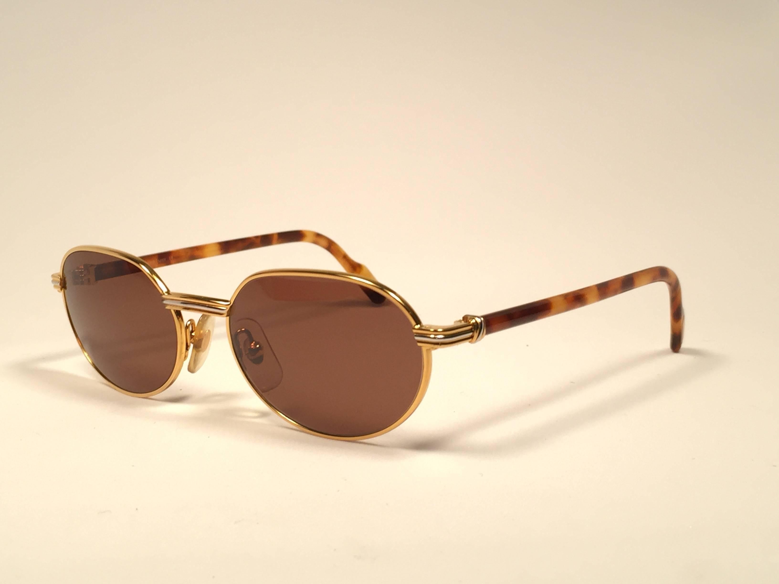 Women's or Men's New Cartier Classic Oval Lueur 51mm Gold Plated Sunglasses Made in France