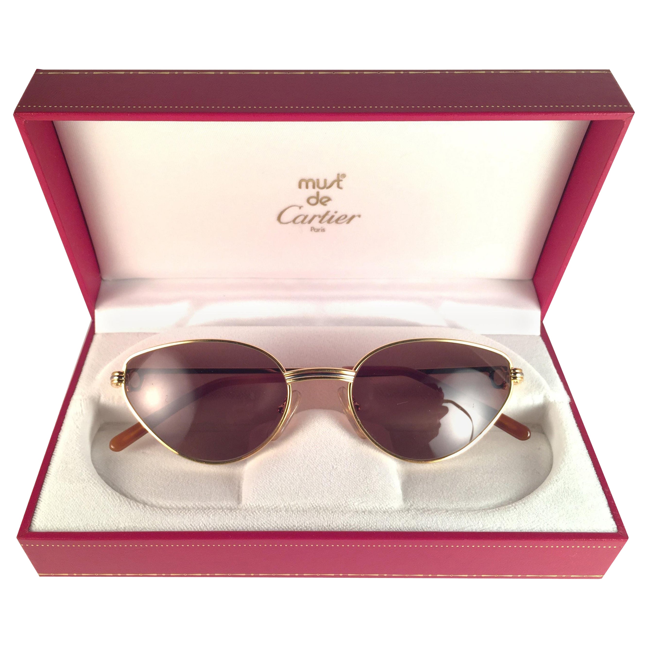 New Cartier Rivoli Vendome 52mm Cat Eye Sunglasses 18k Heavy Plated France For Sale