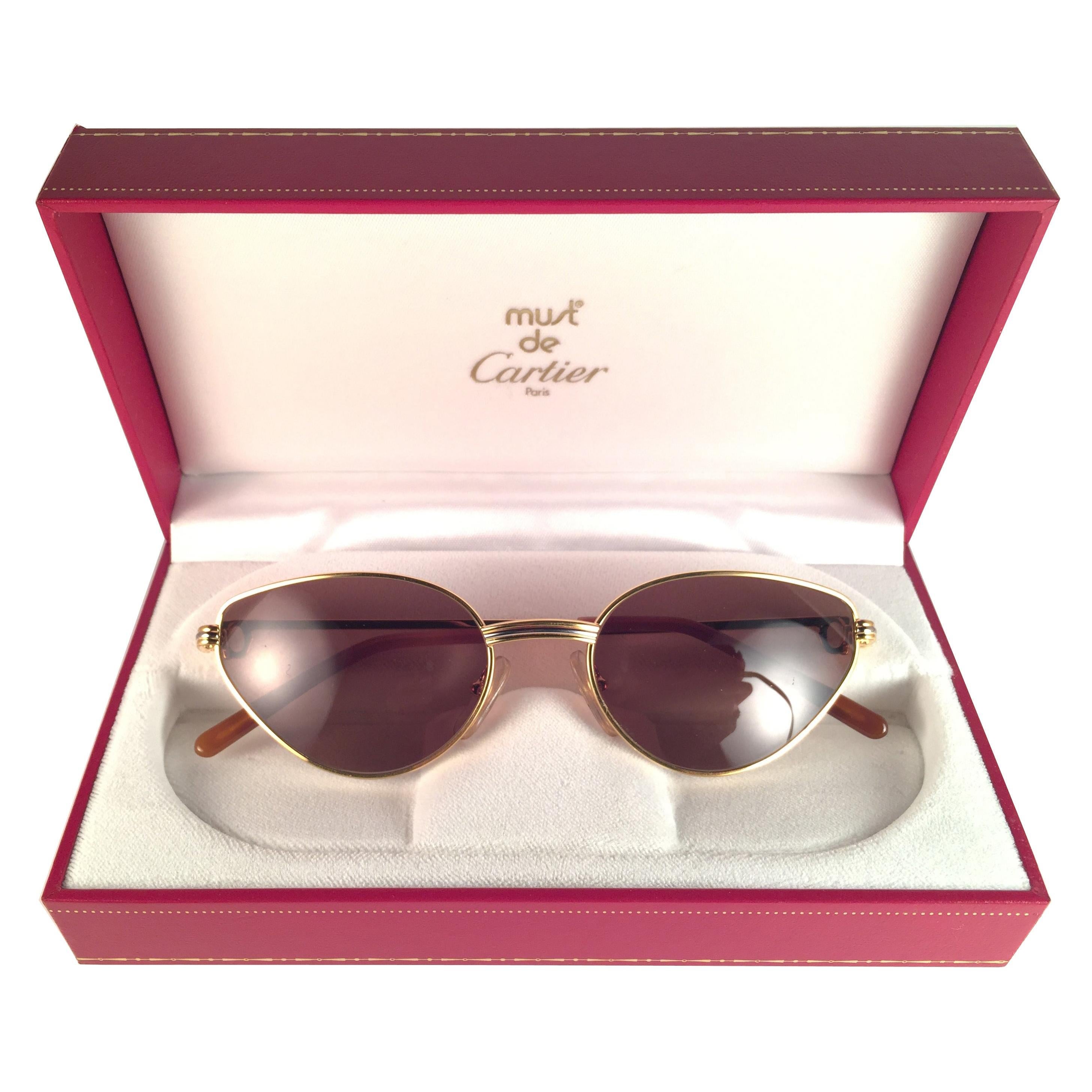 New Cartier Rivoli Vendome 54mm Cat Eye Sunglasses 18k Heavy Plated France For Sale