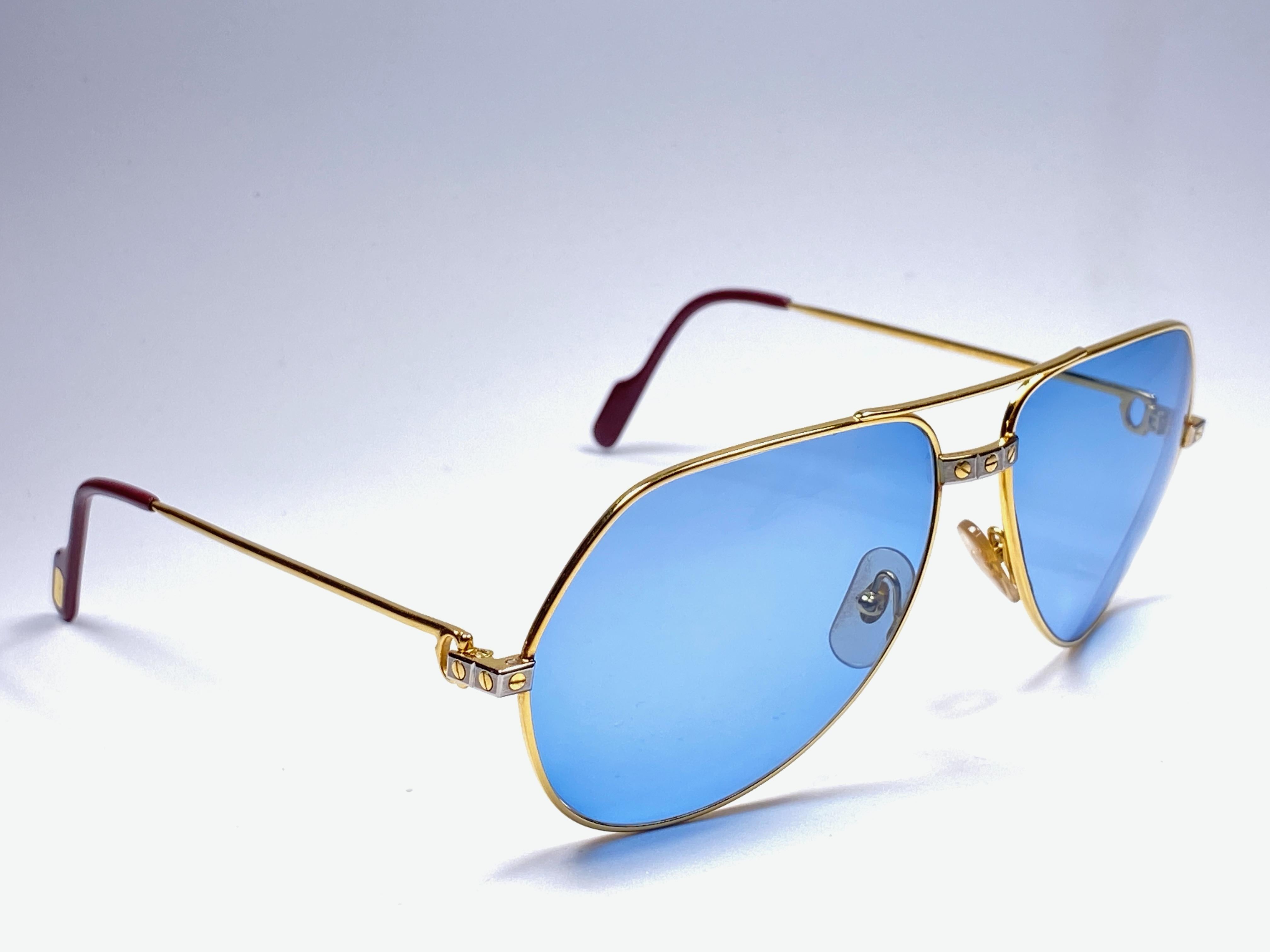 New Cartier Santos Screws 1983 62M 18K Heavy Plated Blue Lens Sunglasses France In New Condition In Baleares, Baleares