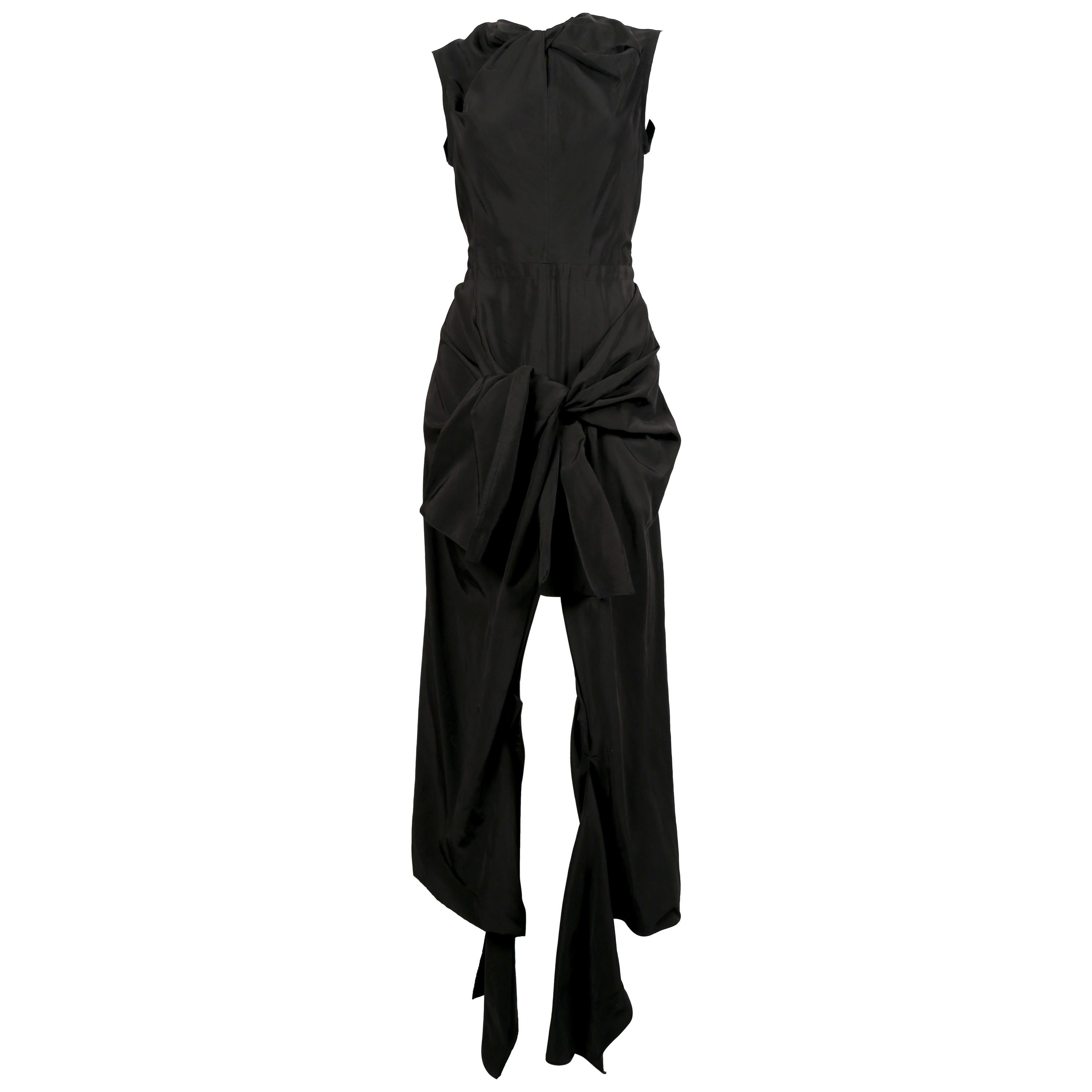 Neues schwarzes CELINE by PHOEBE PHILO Kleid mit Krawatten und ausgeschnittenem Rückenausschnitt im Angebot