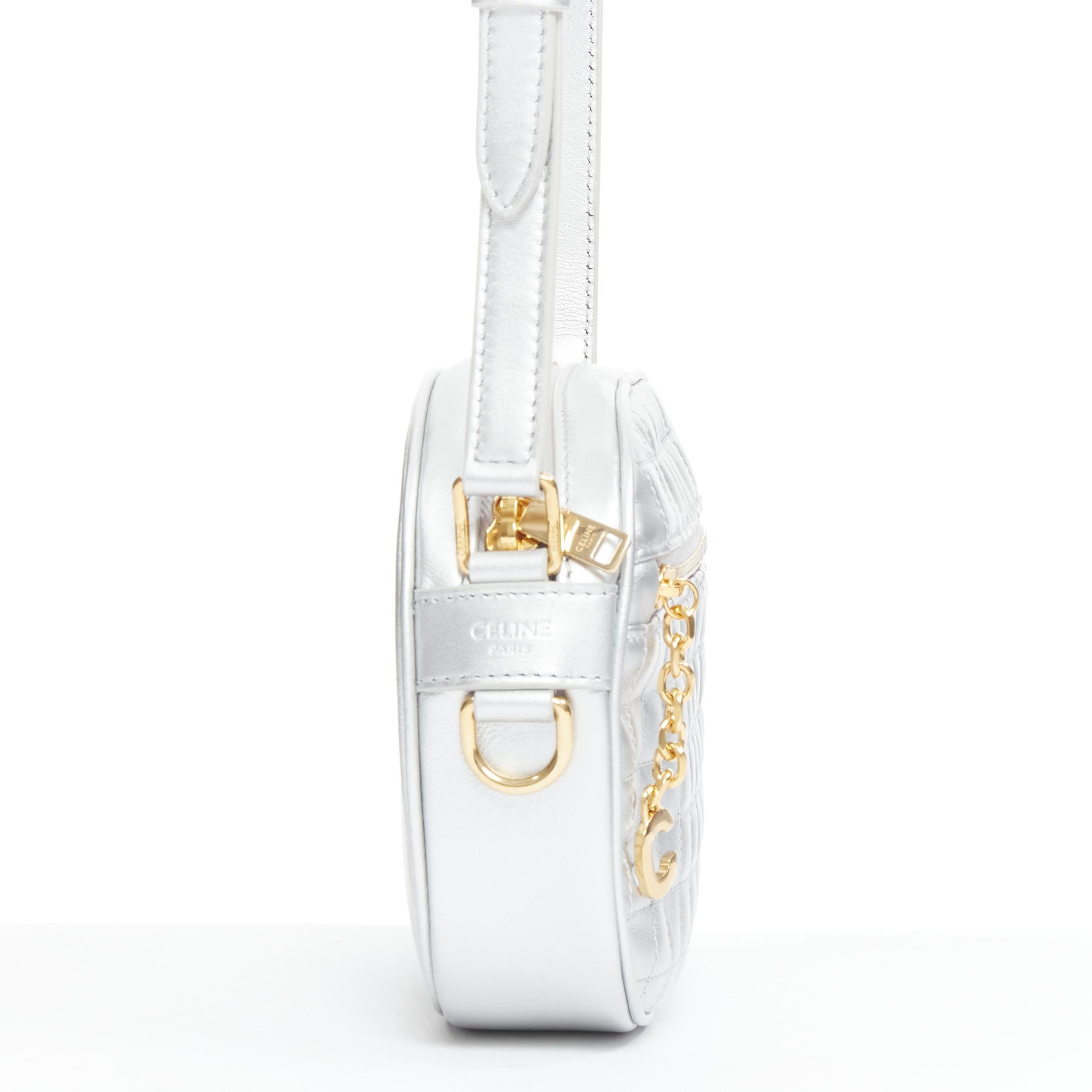 nuovo CELINE Hedi Slimane 2019 C Charm argento trapuntato piccola borsa fotocamera crossbody In condizioni Nuovo a Hong Kong, NT
