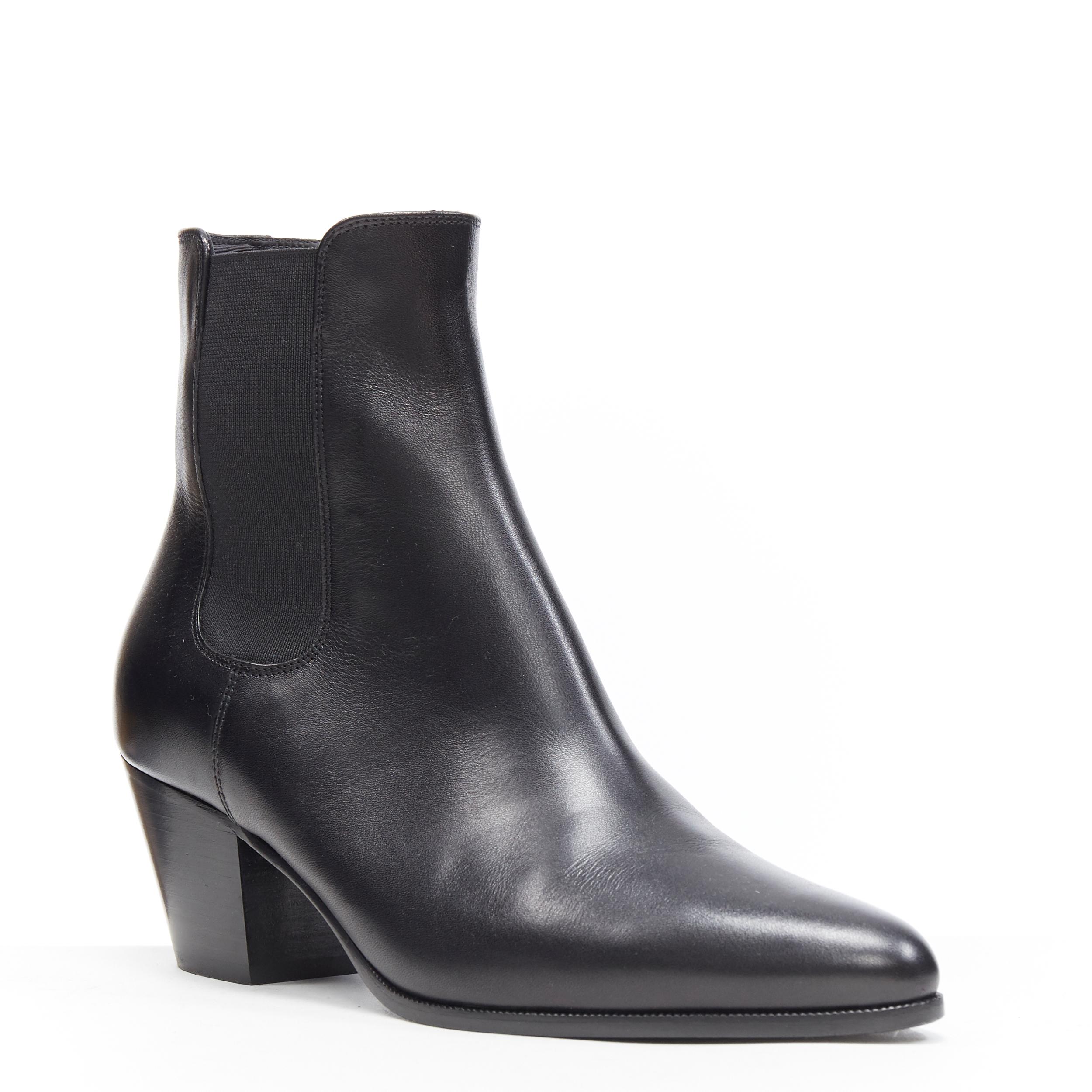 new CELINE HEDI SLIMANE black leather almond toe cuban heel ankle boot EU38
Brand: Celine
Designer: Hedi Slimane
Model Name / Style: Ankle boot
Material: Leather
Color: Black
Pattern: Solid
Lining material: Leather
Extra Detail: Stretch fit gusset.